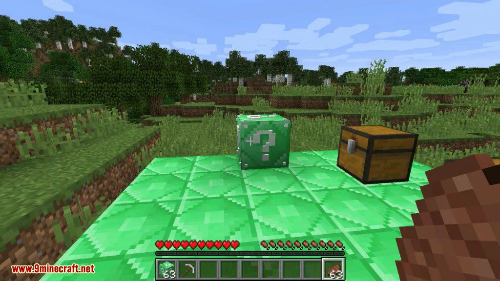 Emerald Lucky Block Mod (1.12.2, 1.8.9) - Block of Pure Epicness 