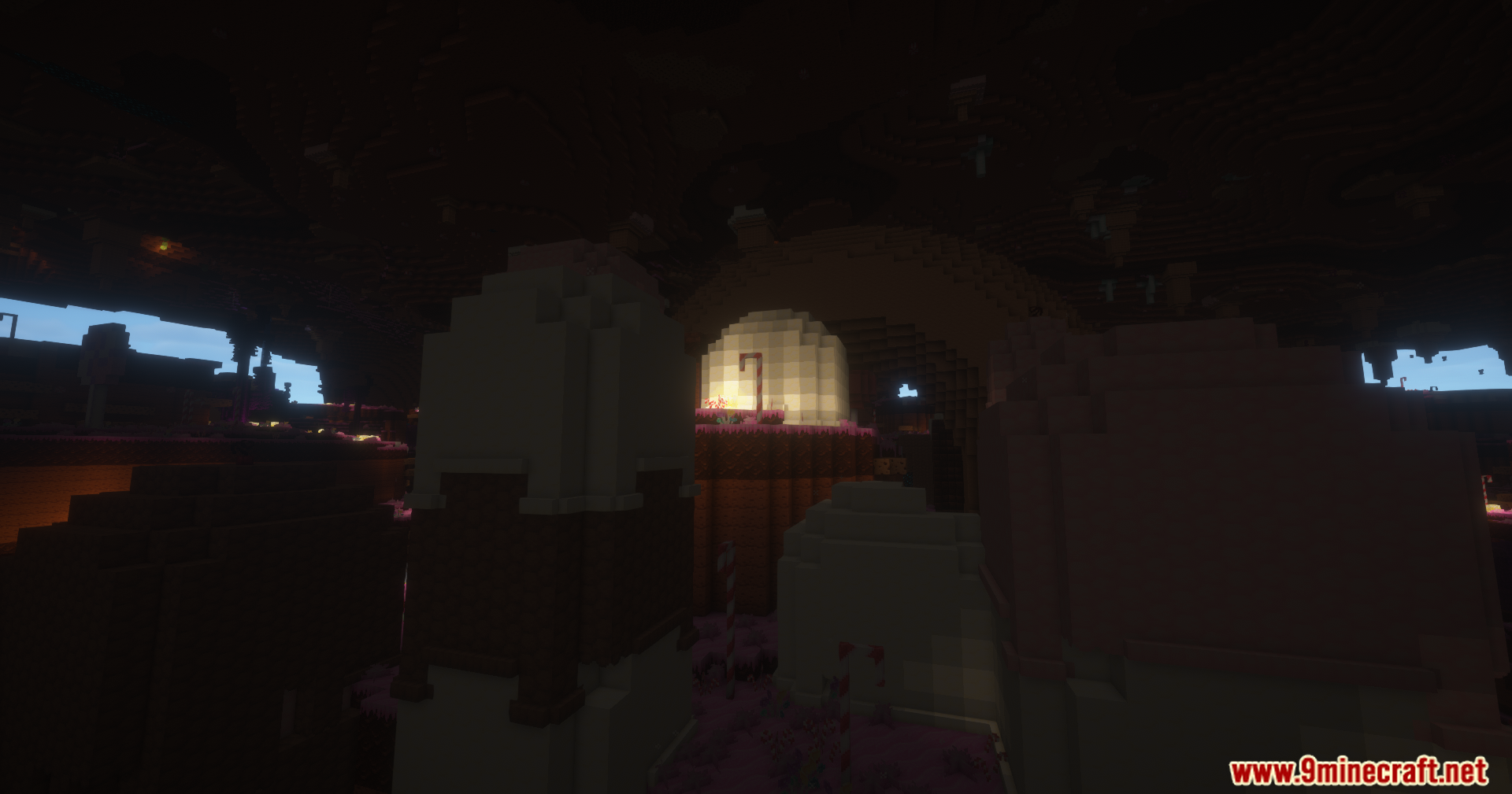 Large cake like structures found in the Alexs Caves mod