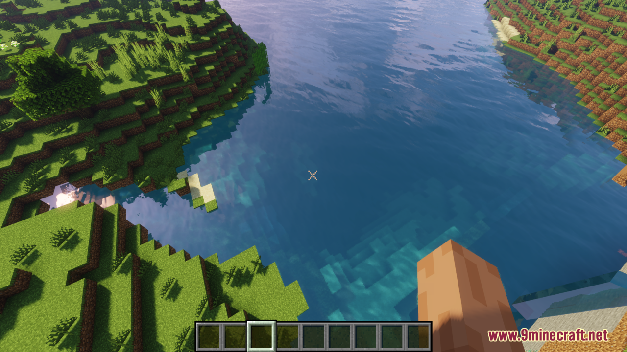 An X-Shaped Crosshair Resource Pack Screenshot 4 Looking down into a blue river with the modified screen pointer
