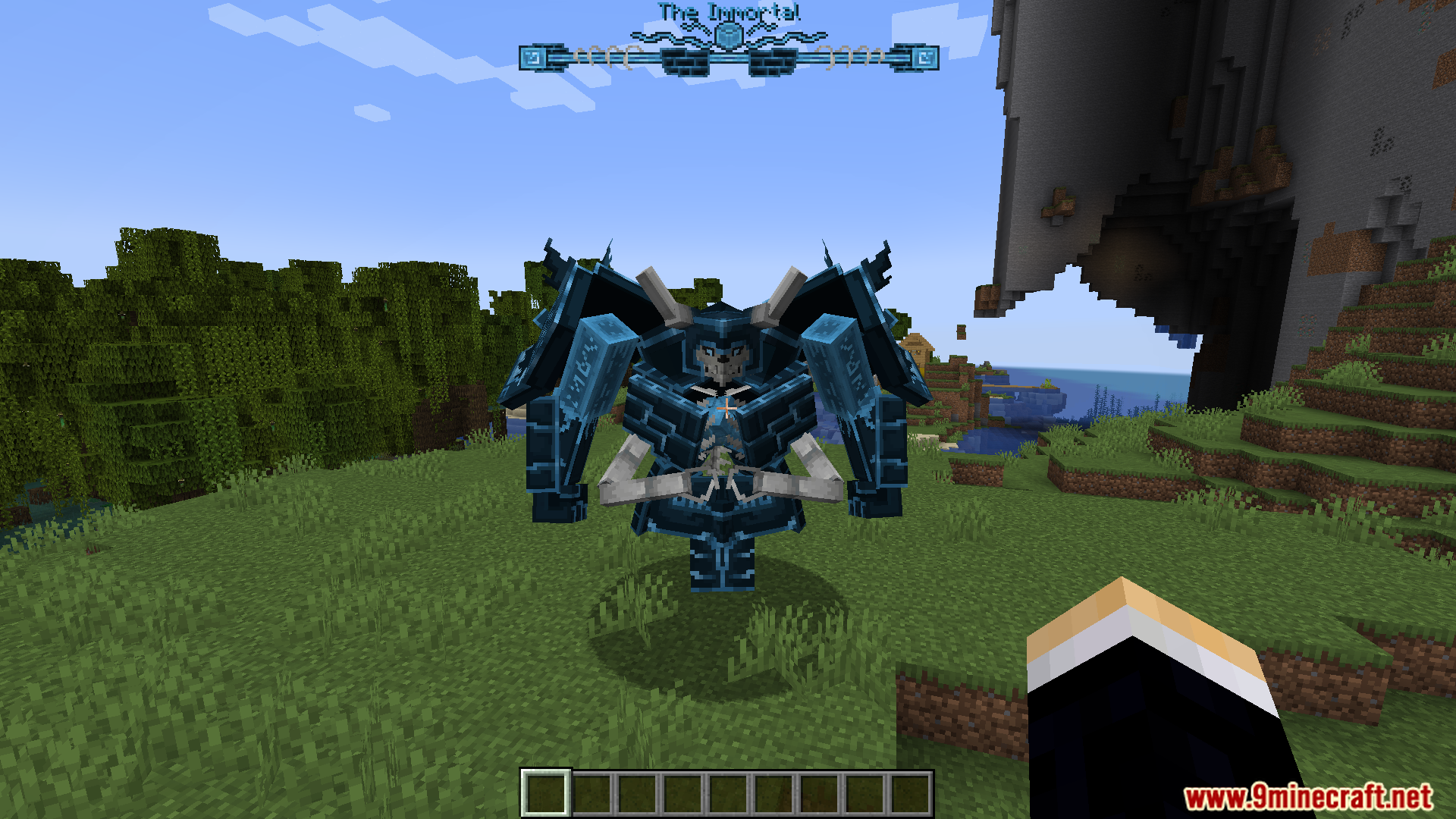 The Immortal boss with a custom bossbar in a grassy area