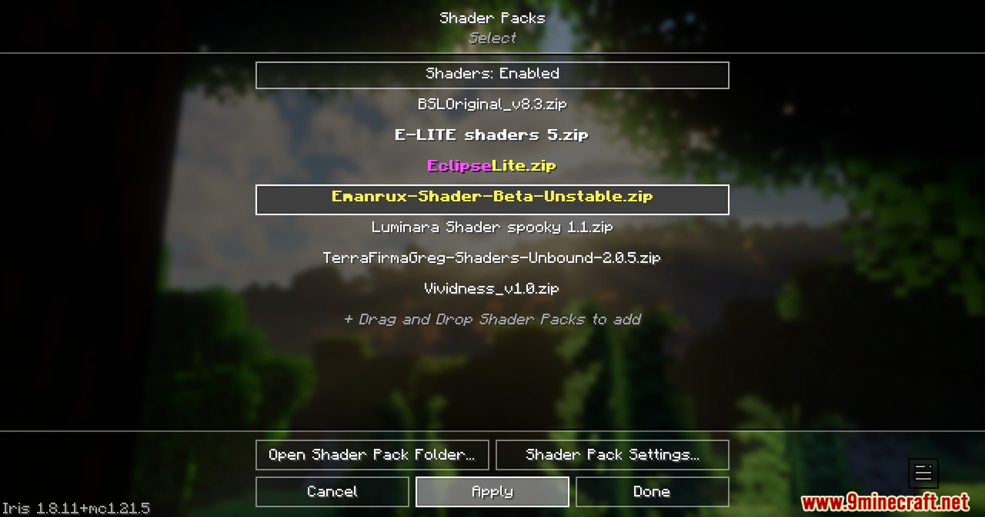 Selecting Emanrux Shaders in the Minecraft shader packs menu