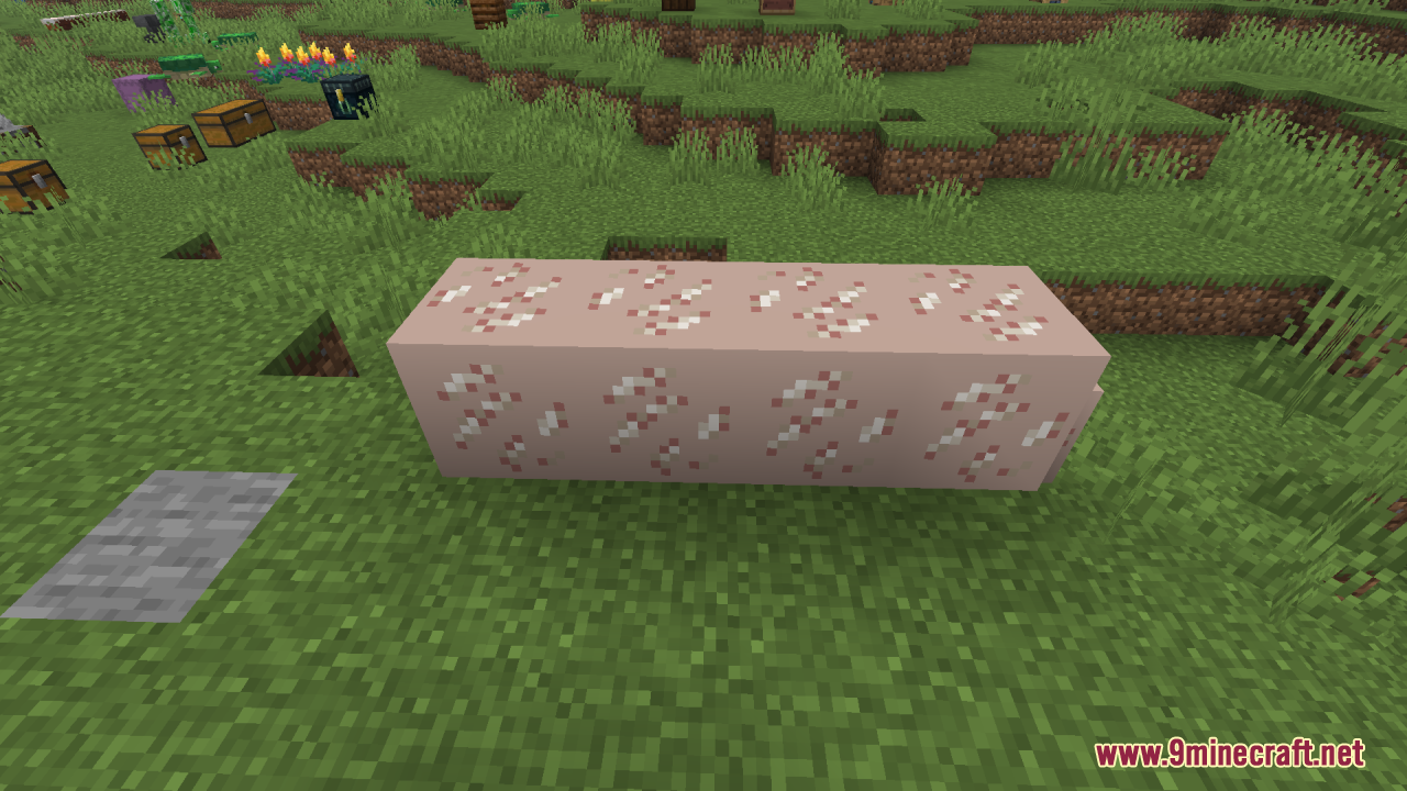 Horizontal line of glowing white ore blocks placed on grass