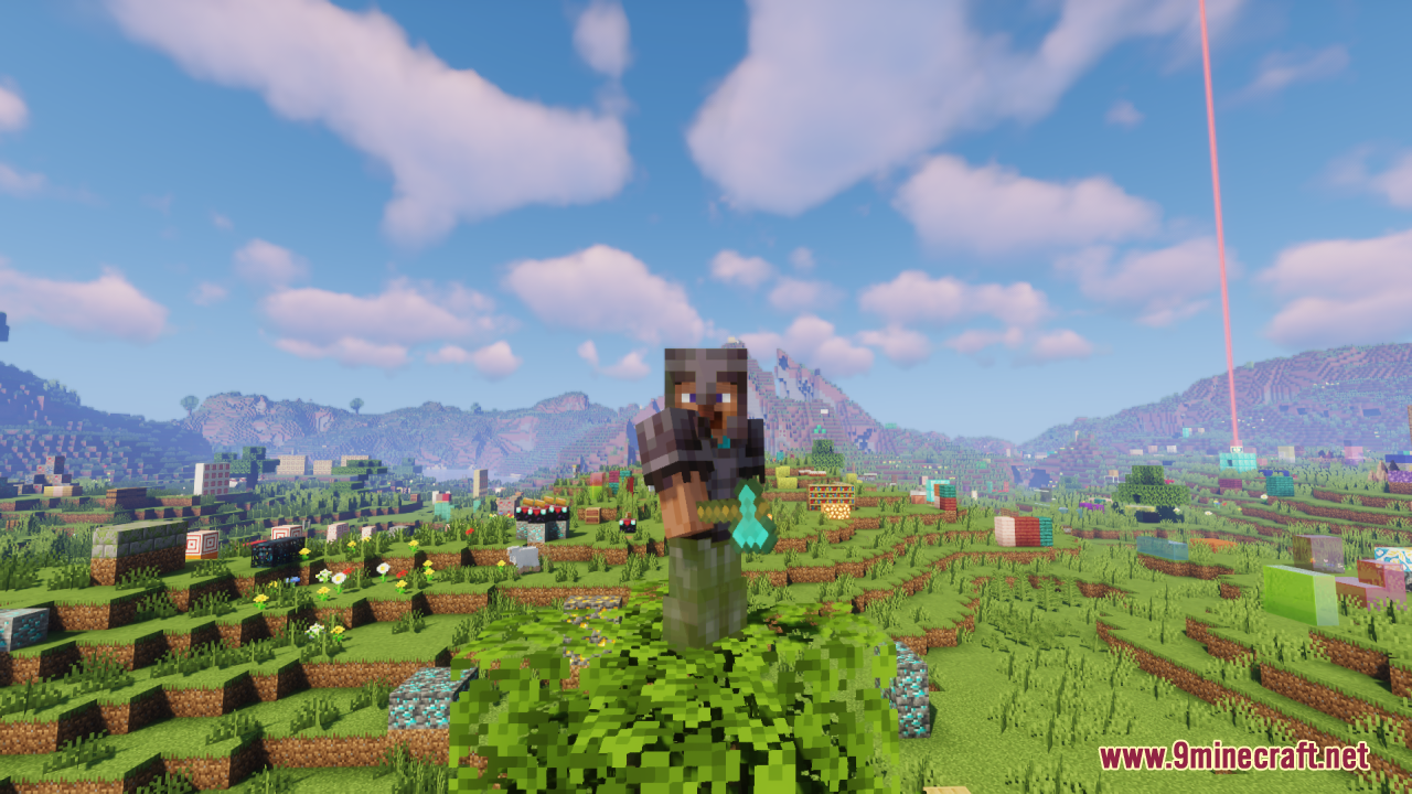 Golden Enchanted Glint Resource Pack Screenshot 12 Character holding a diamond pickaxe with a bright golden enchantment