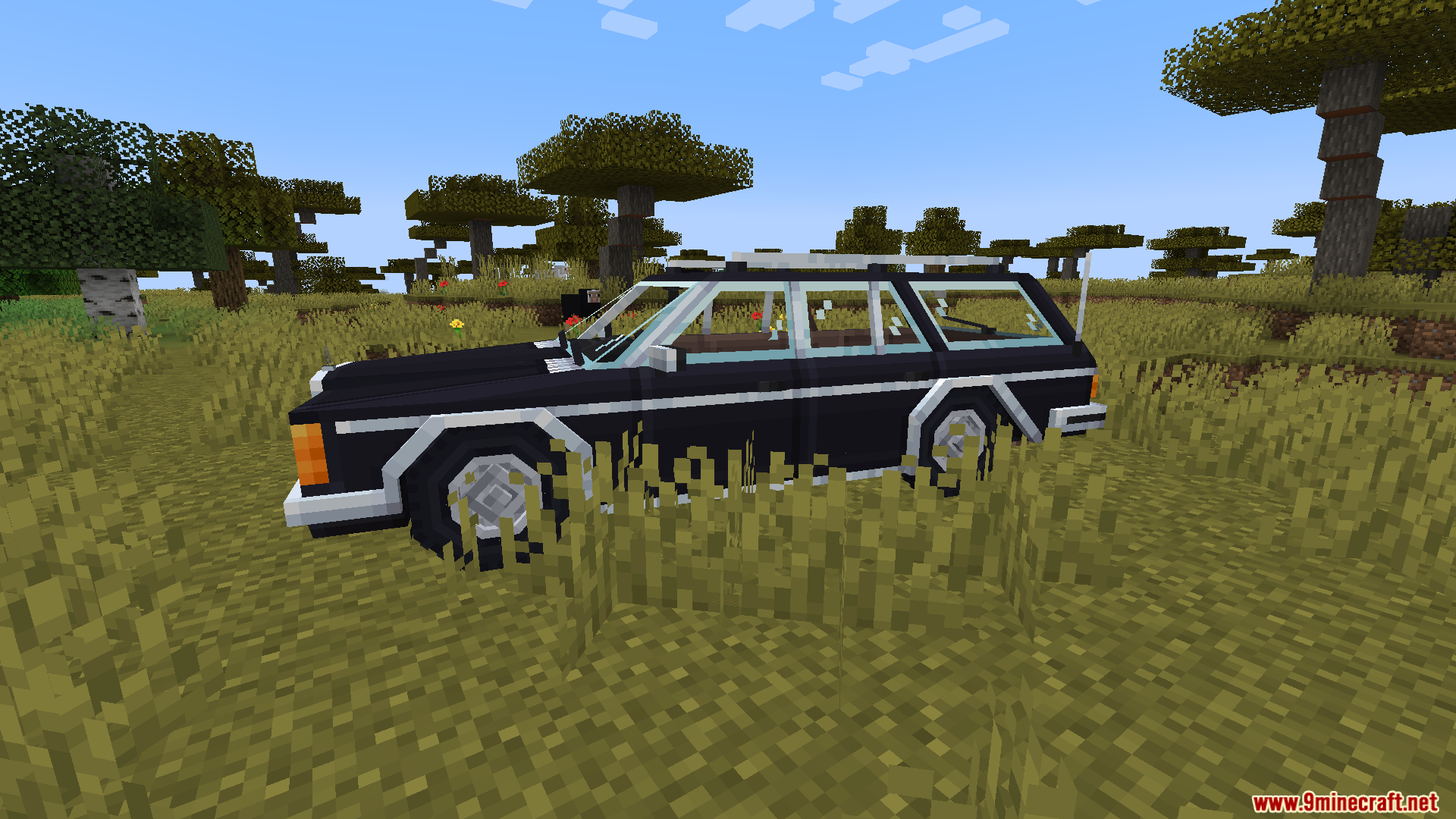 Side view of black car from Immersive Vehicles Official Automobile Pack Mod