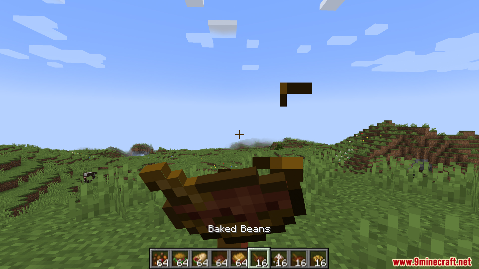 Legume Delight Mod Screenshot 11 Player holding a bowl of Baked Beans in their hand