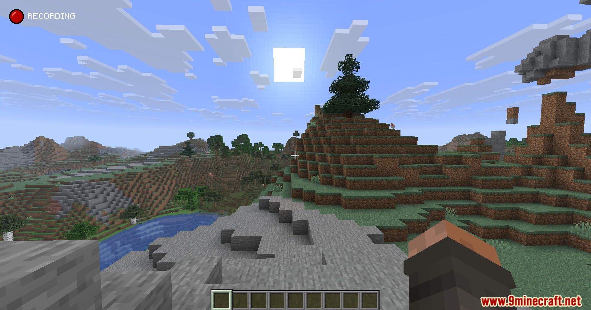 Recording gameplay in a mountainous Minecraft world