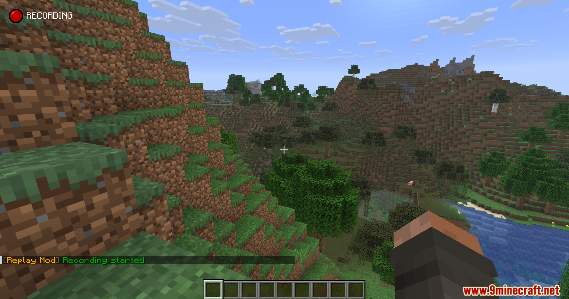 Replay Mod recording gameplay in a hilly landscape