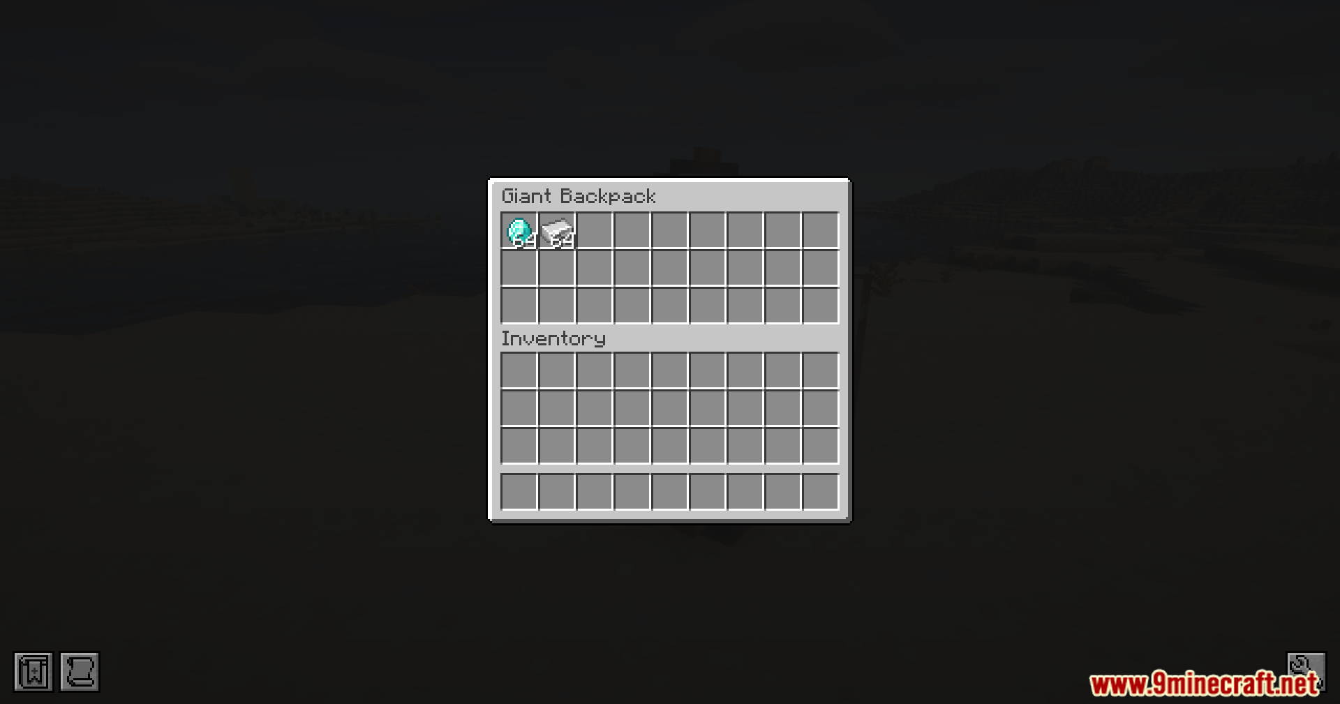 The giant backpack's large inventory interface