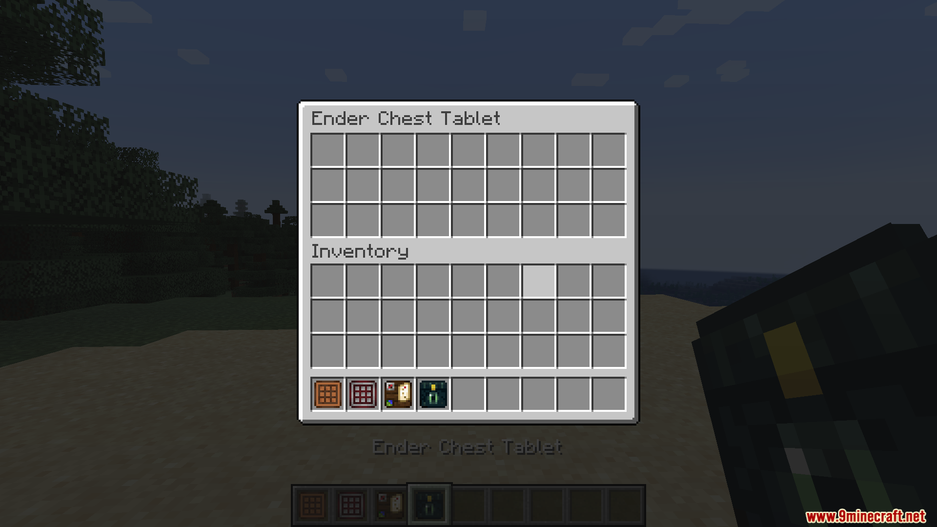 Player opening the Ender Chest Tablet GUI from Portable Tablets Mod