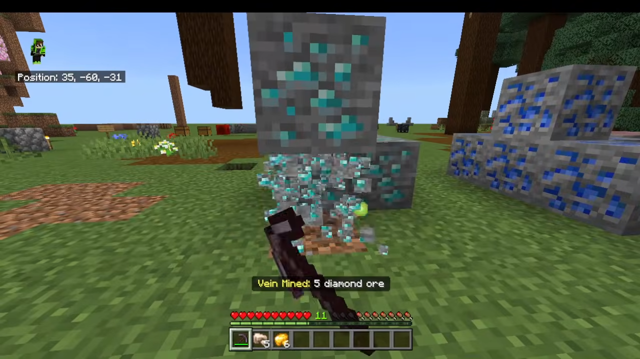 Sh Vein Miner Addon Mod Screenshot 3 Breaking multiple diamond ore blocks simultaneously with a netherite pickaxe