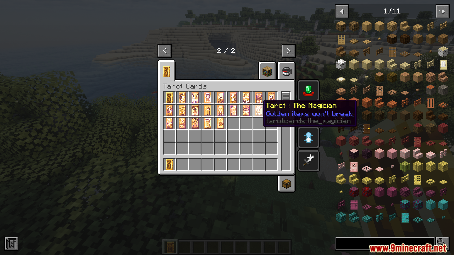 Viewing The Magician card effects in Tarotcards Remastered Mod inventory