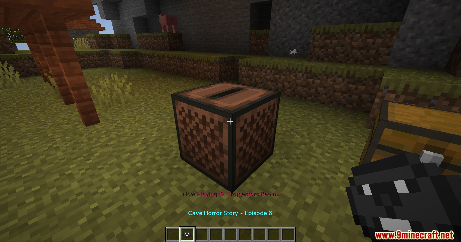 Playing the Tormentors Realm record in a jukebox