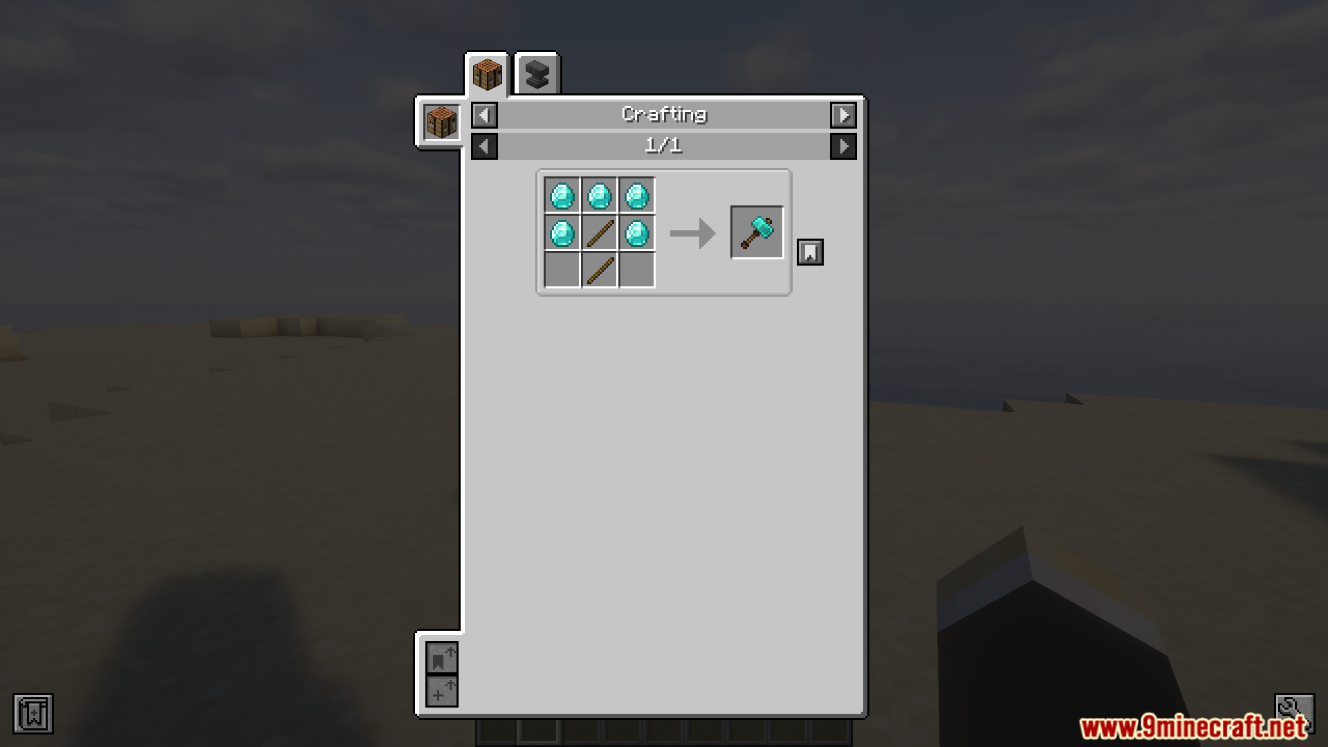 Crafting recipe for a diamond hammer in Minecraft