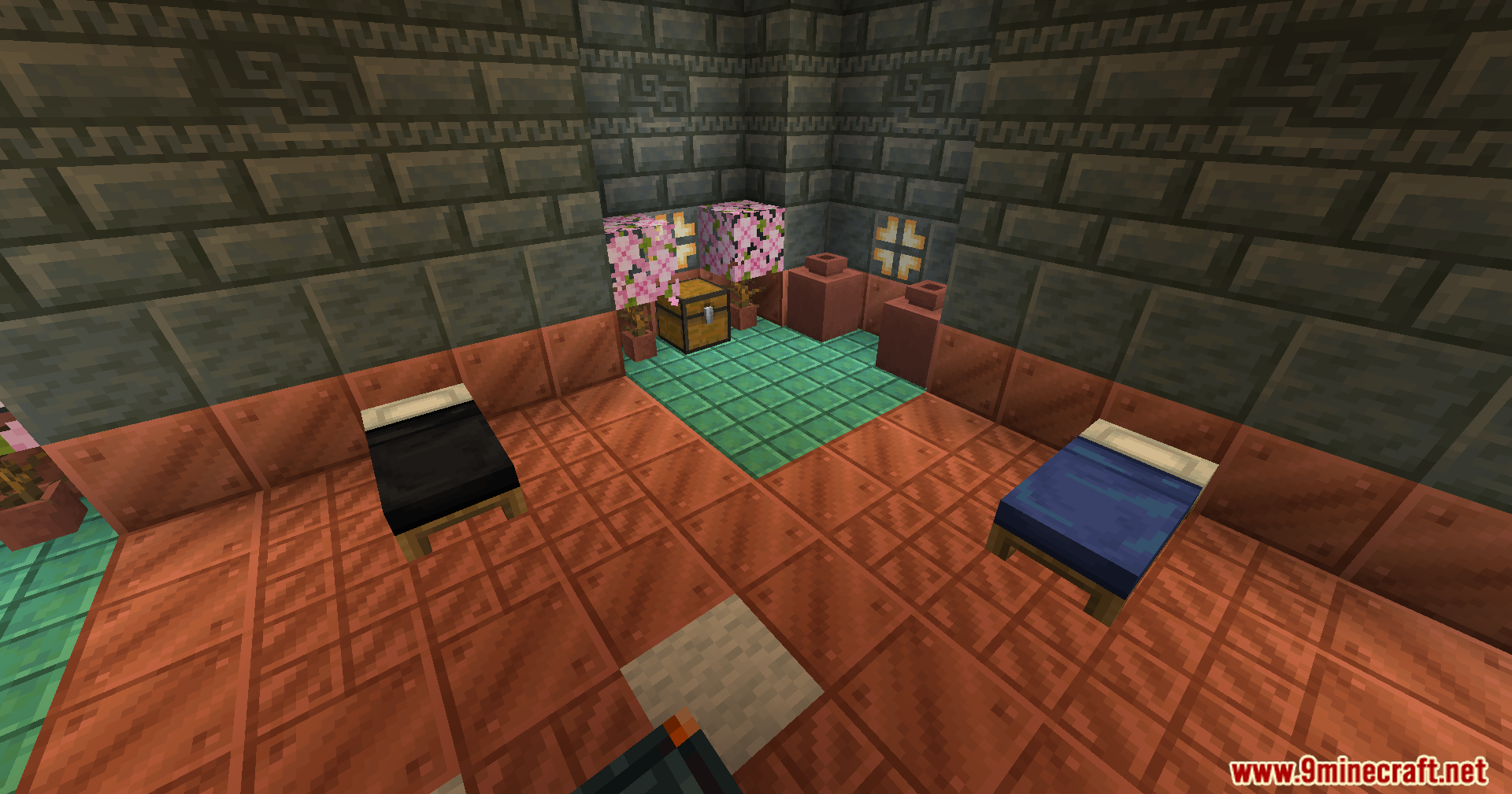 Trials Chambers Reuploaded Mod Screenshot 16 Black and blue beds inside a room using Tricky Trials blocks