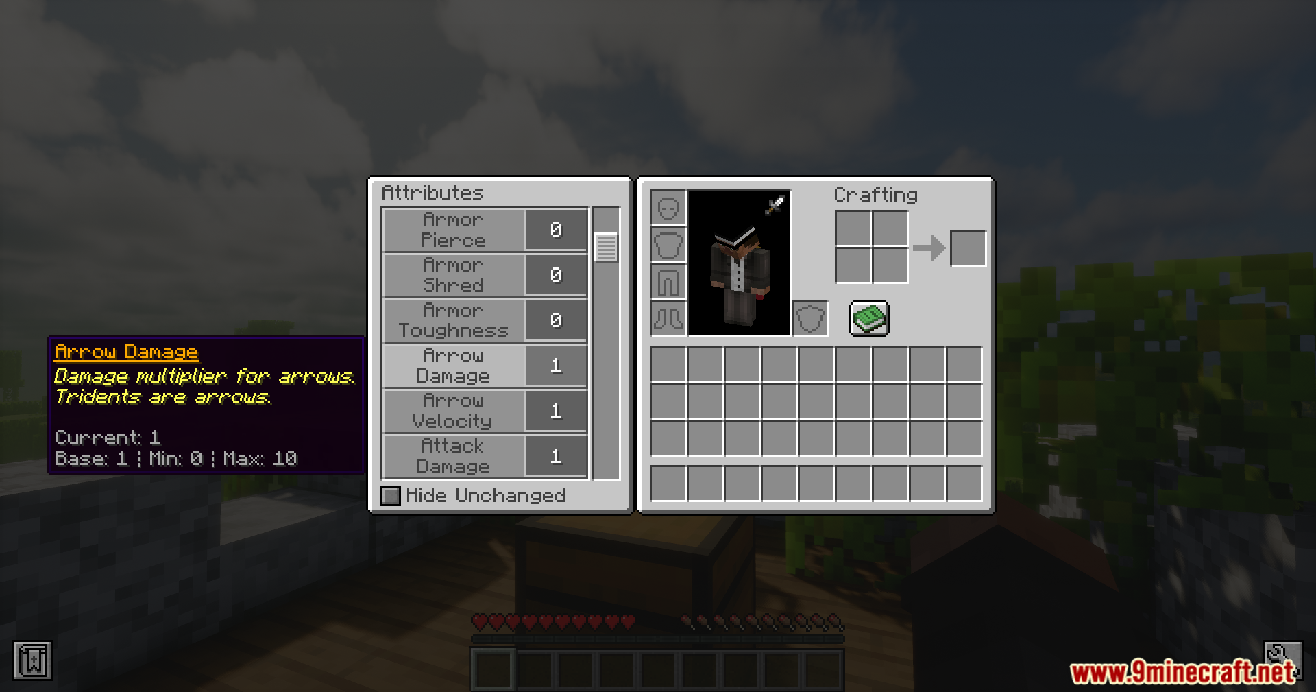 Player inventory displaying Arrow Damage attribute details in Minecraft