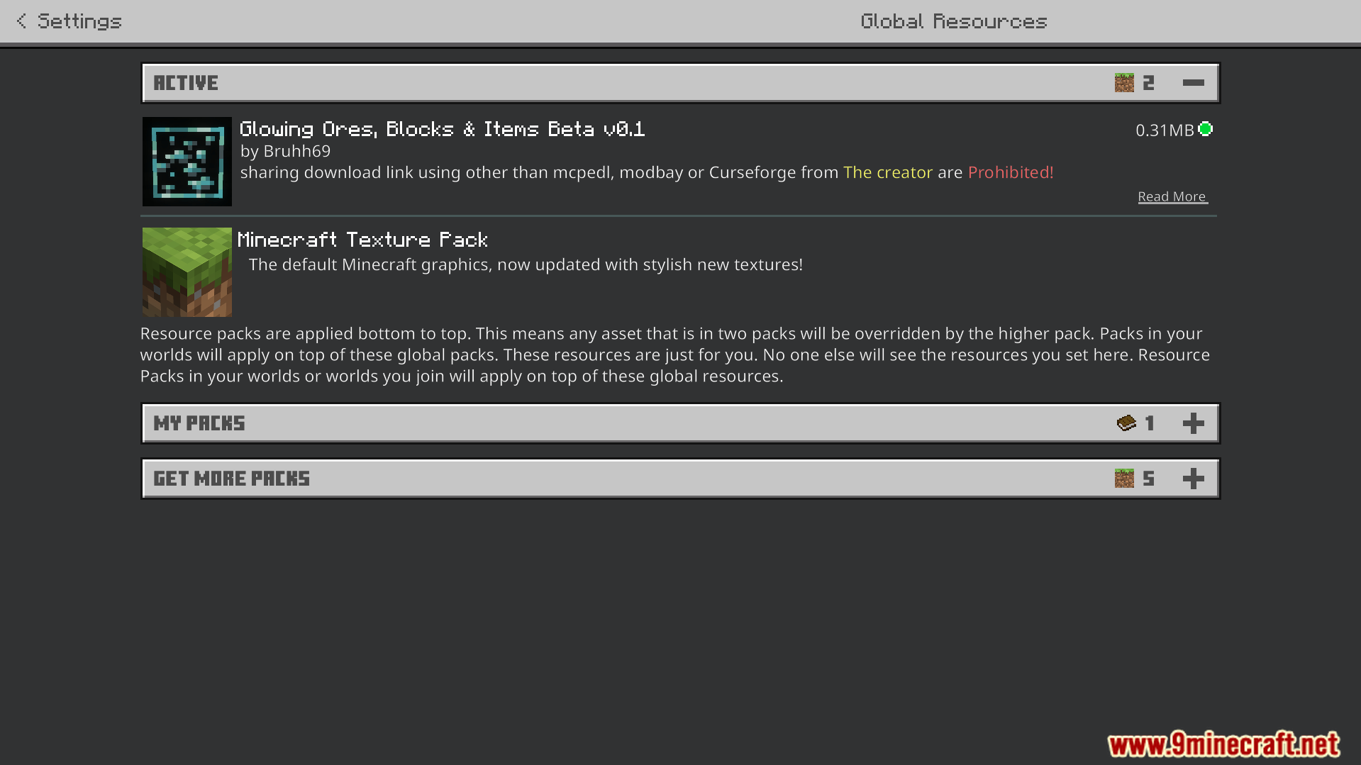 Settings screen showing the active glowing ores resource pack