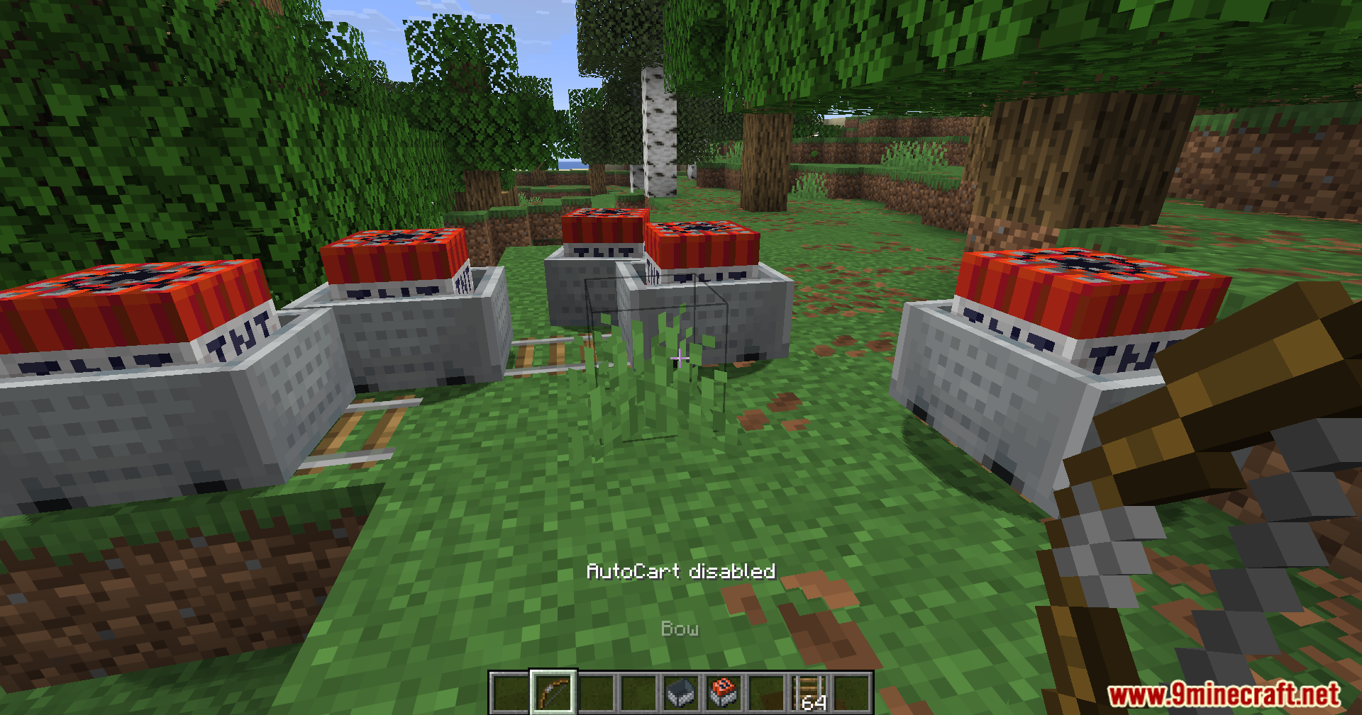 Aiming a bow at TNT minecarts with feature disabled