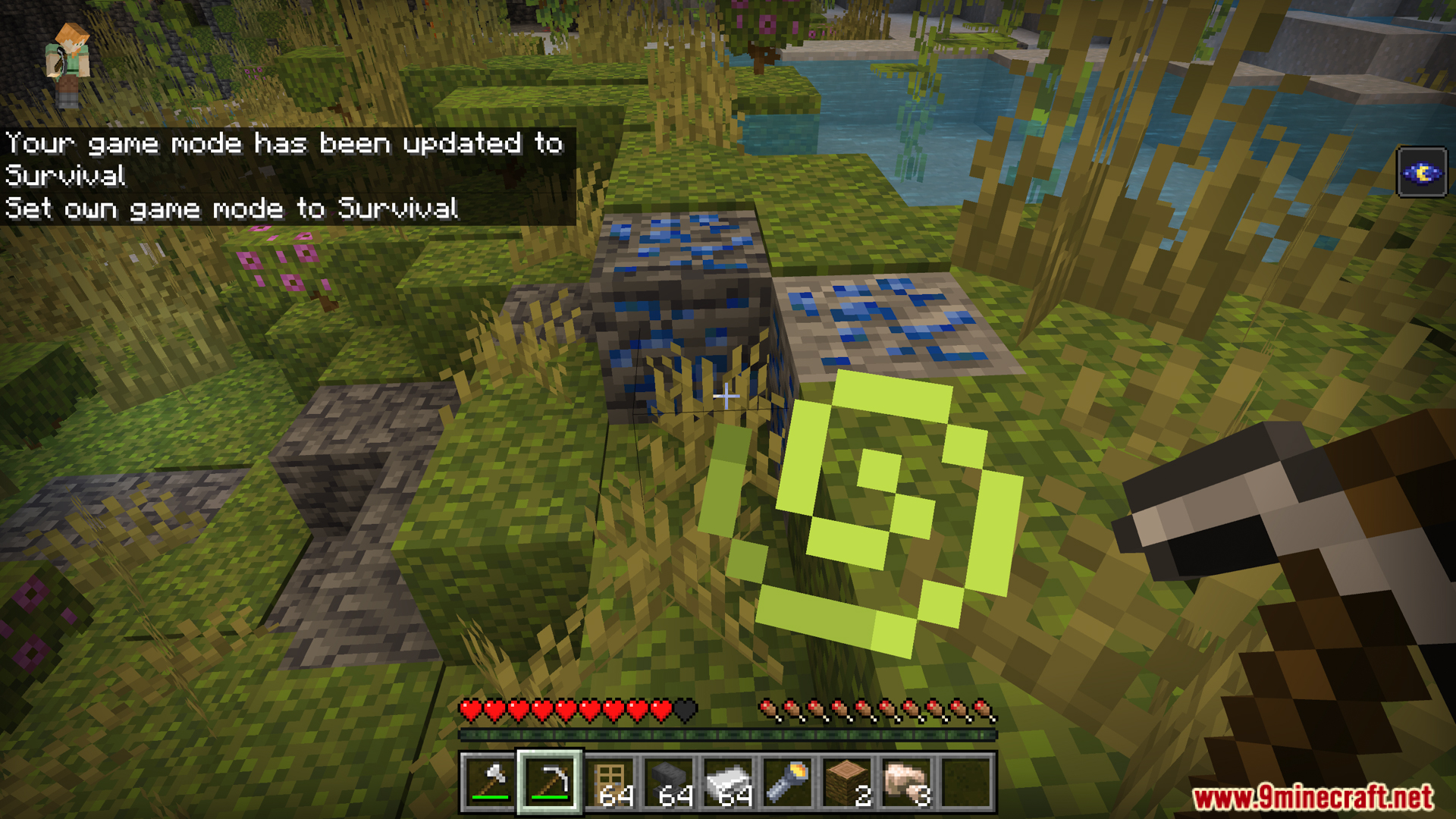 Bedrock Essentials+ Addon Screenshot 9 Vein mining a cluster of lapis lazuli ore with the addon