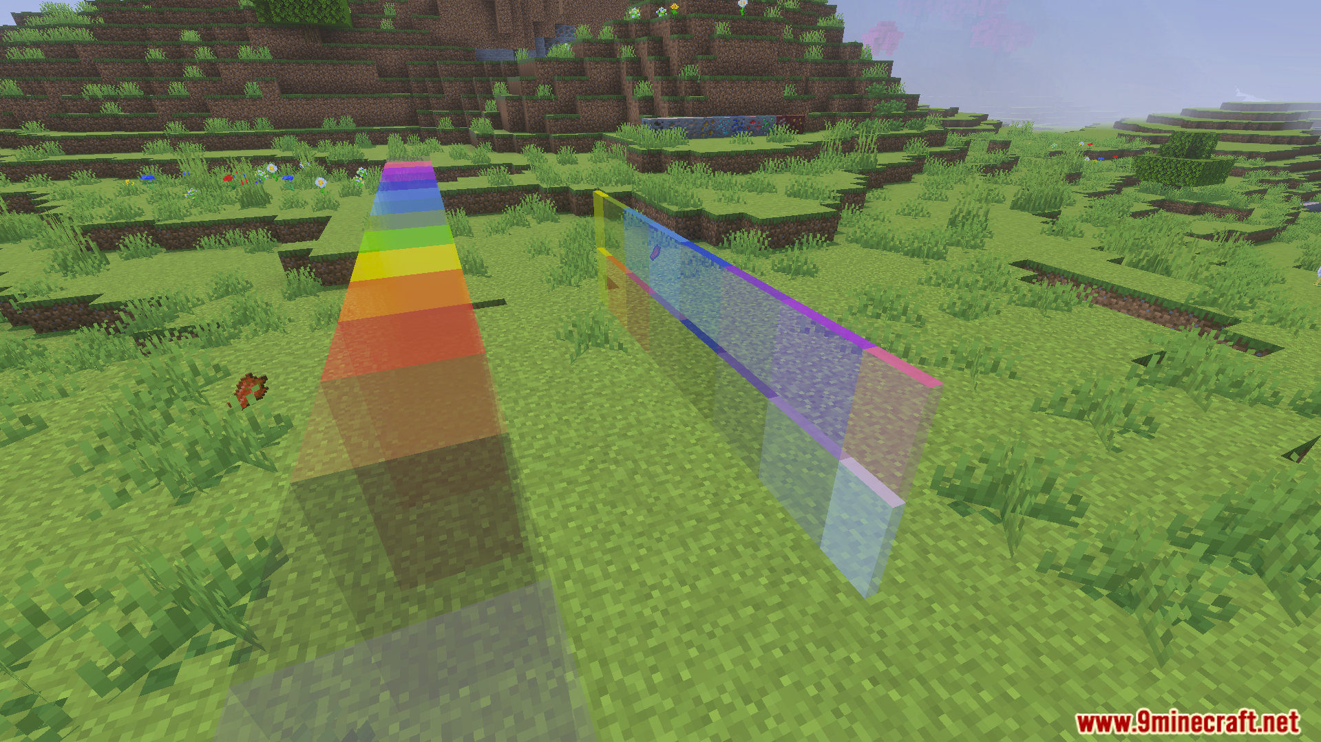 Clear Glass Texture Pack Screenshot 5 colored glass blocks and panes showing smooth textures without annoying borders