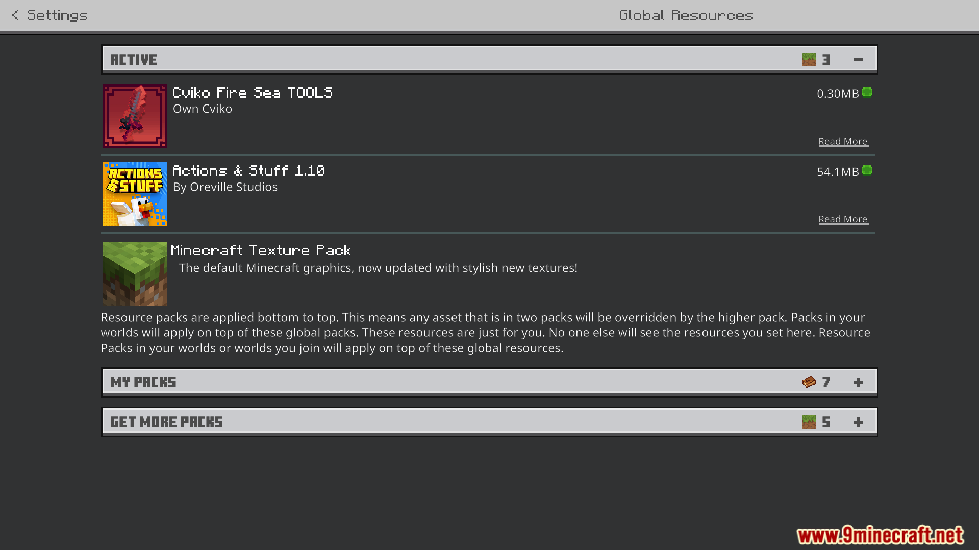 Minecraft settings menu showing the active global resource packs list