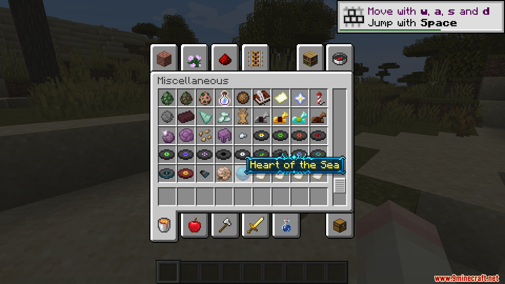 Minecraft inventory displaying a heart of the sea with a magical blue border