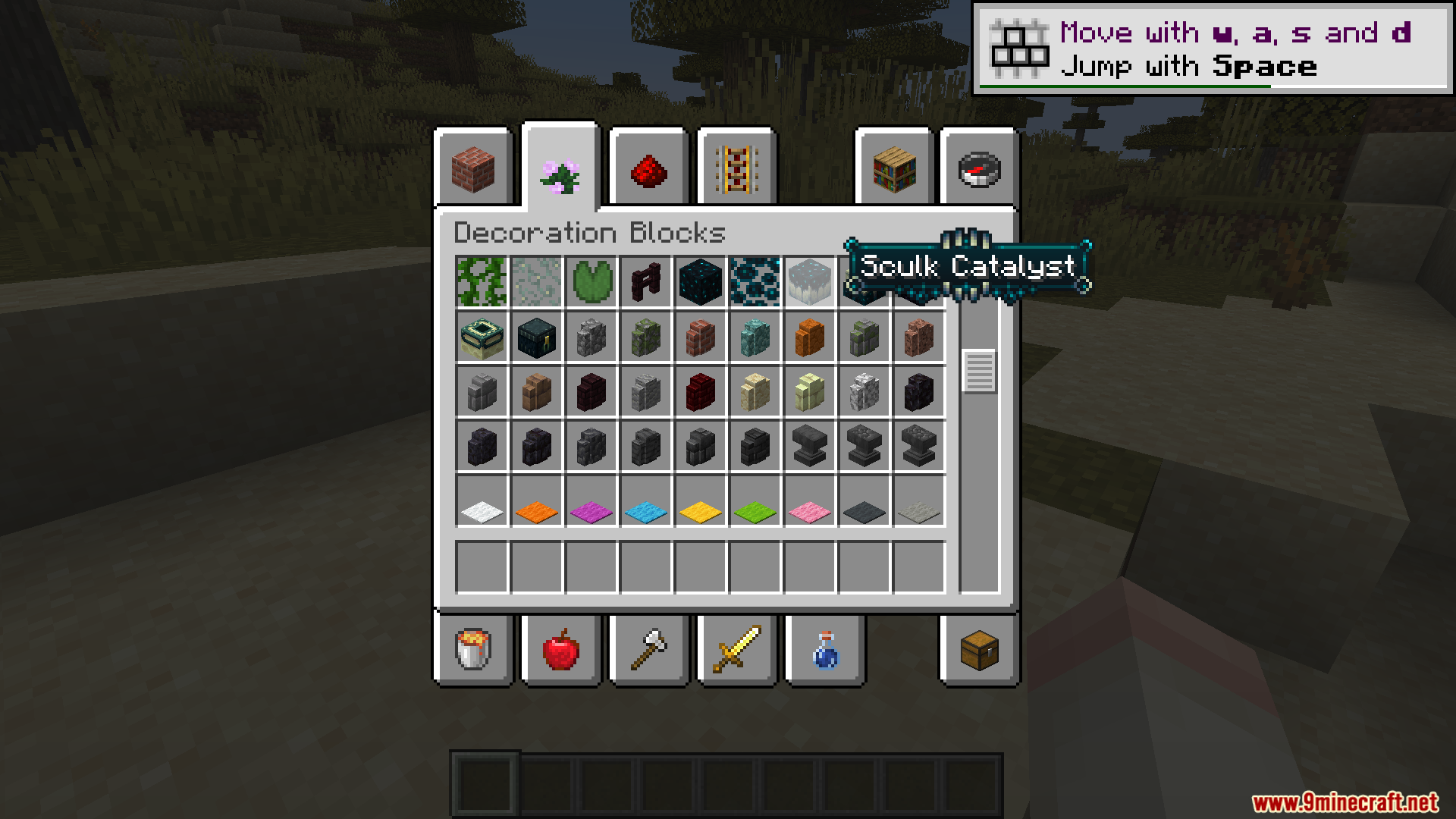 Hovering over Sculk Catalyst in creative inventory showing custom tooltip border