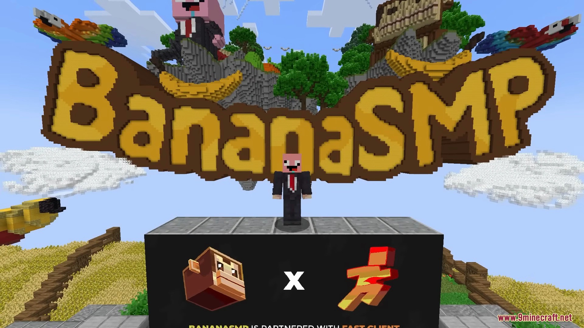 Showcasing a partnership with the popular BananaSMP server for optimized gameplay