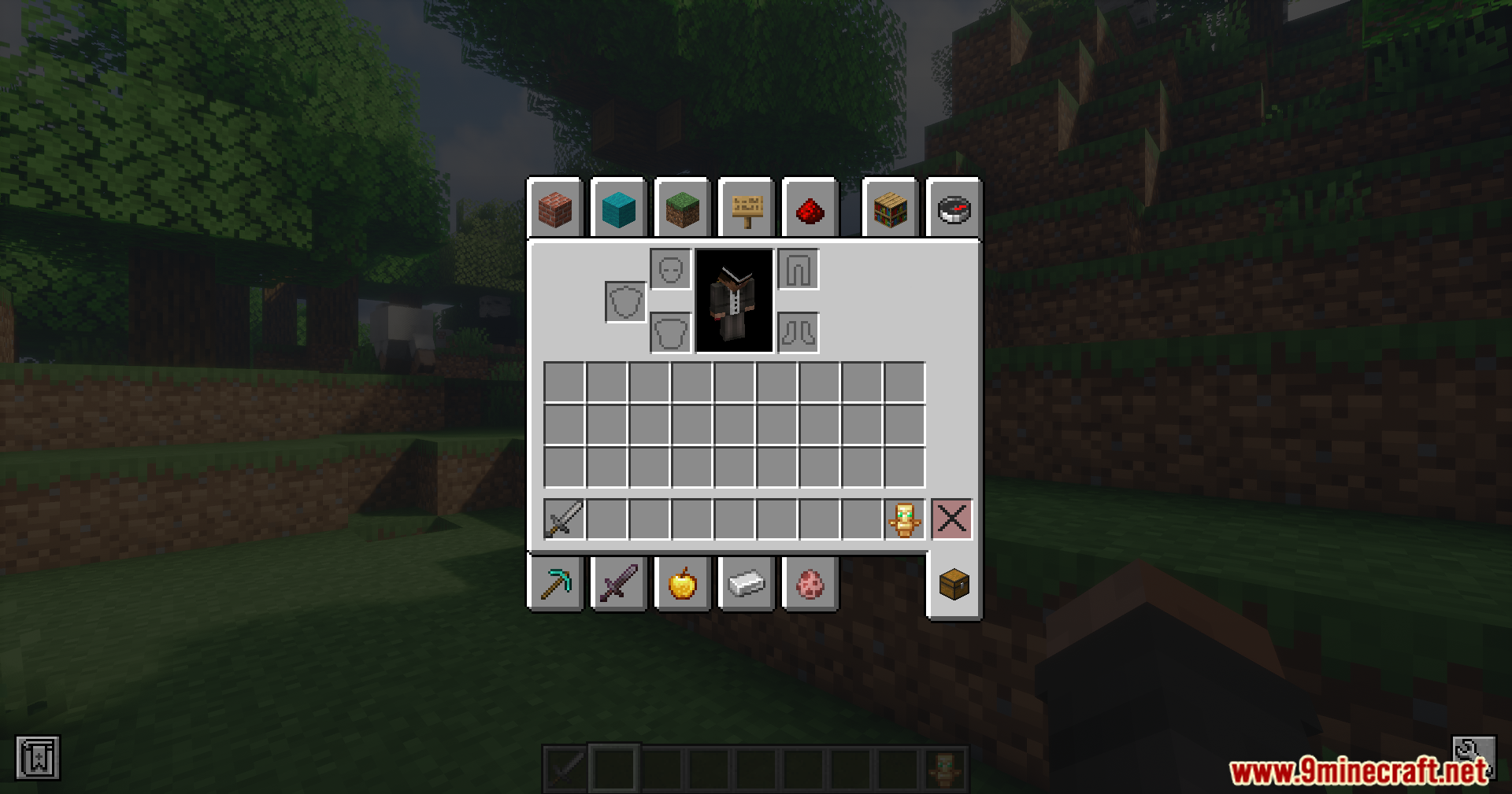 Player inventory showing a totem of undying ready for quick offhand equip