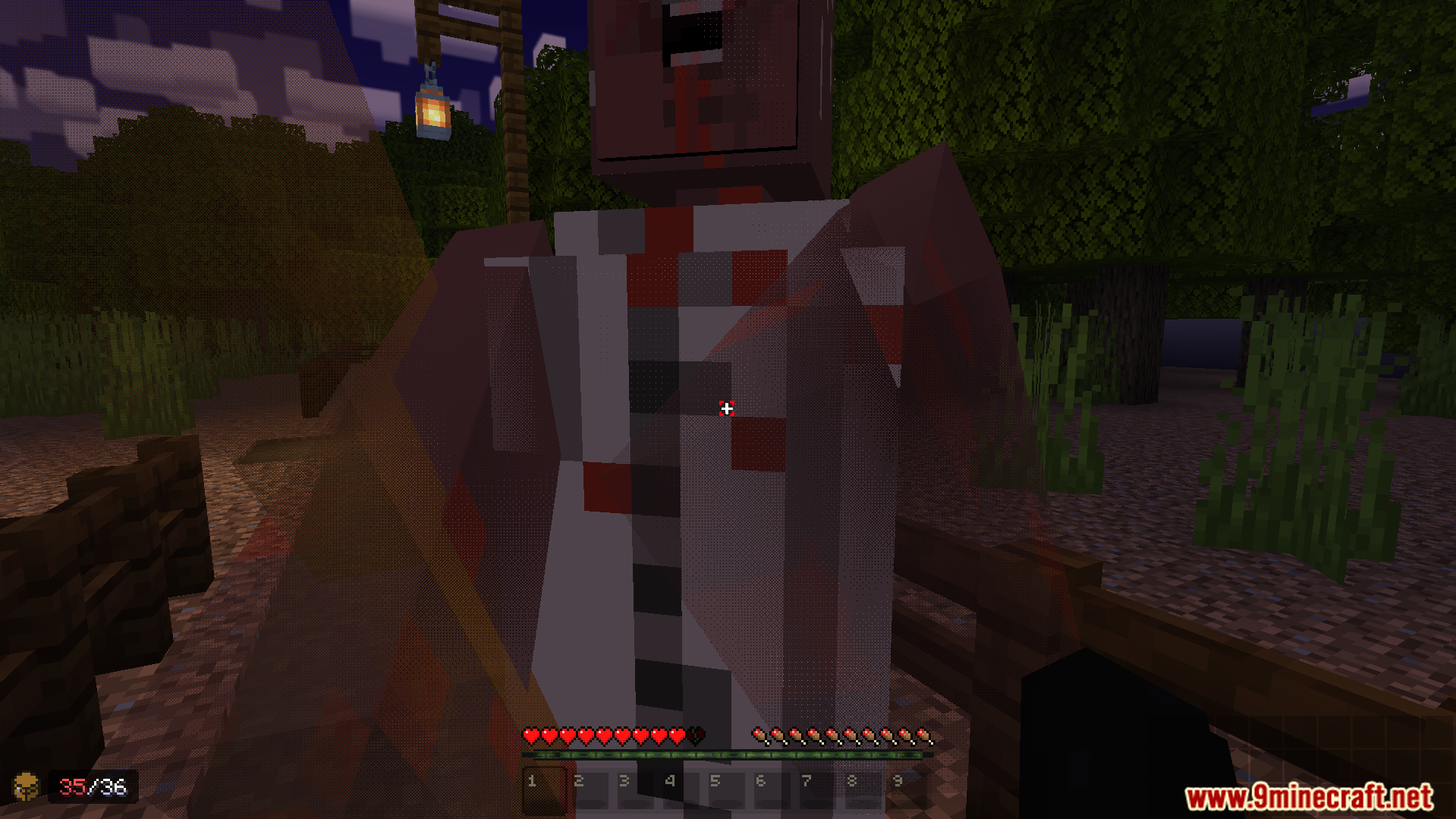 The terrifying enemy who hears everything has caught the player