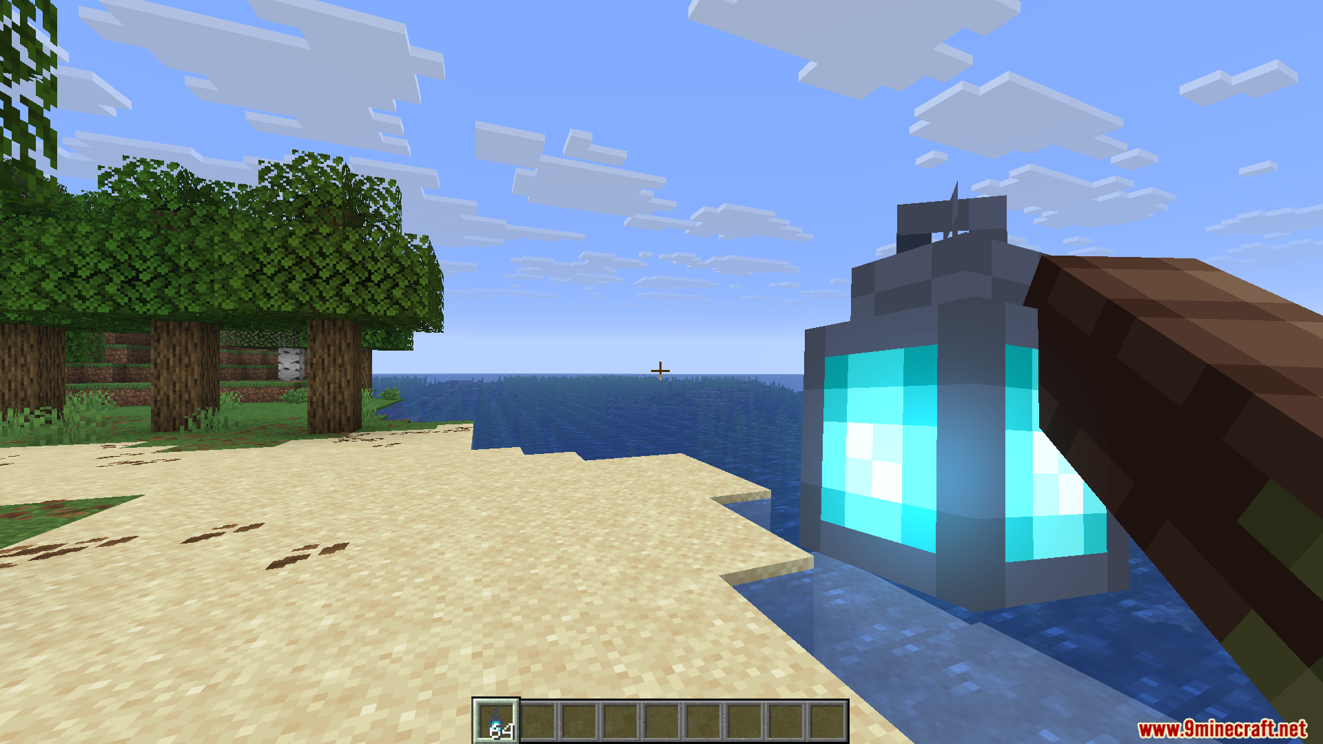 HMI Pose Editor Mod Screenshot 13 Player holding a giant soul lantern while standing on a sandy beach