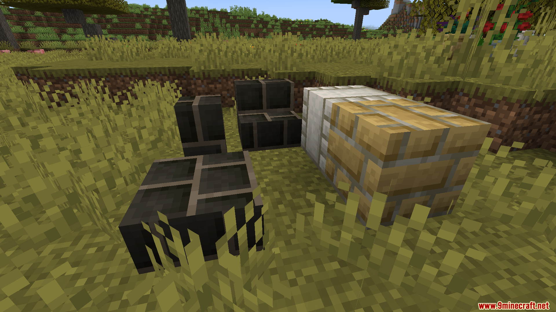 Lilis Pottery Mod Screenshot 10 Dark decorative blocks and a brick kiln structure placed on grass