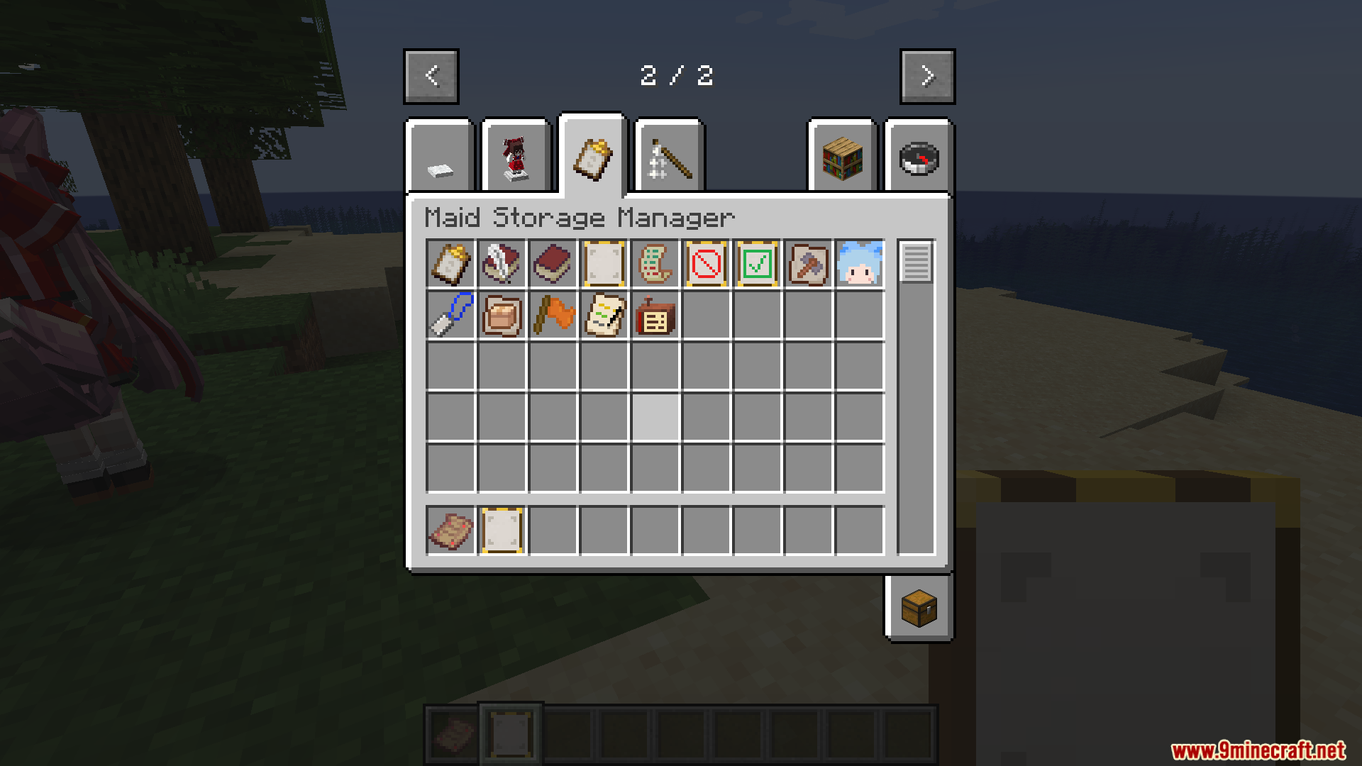 Maid Storage Manager Mod Screenshot 4 Player viewing the Maid Storage Manager inventory interface with various custom items