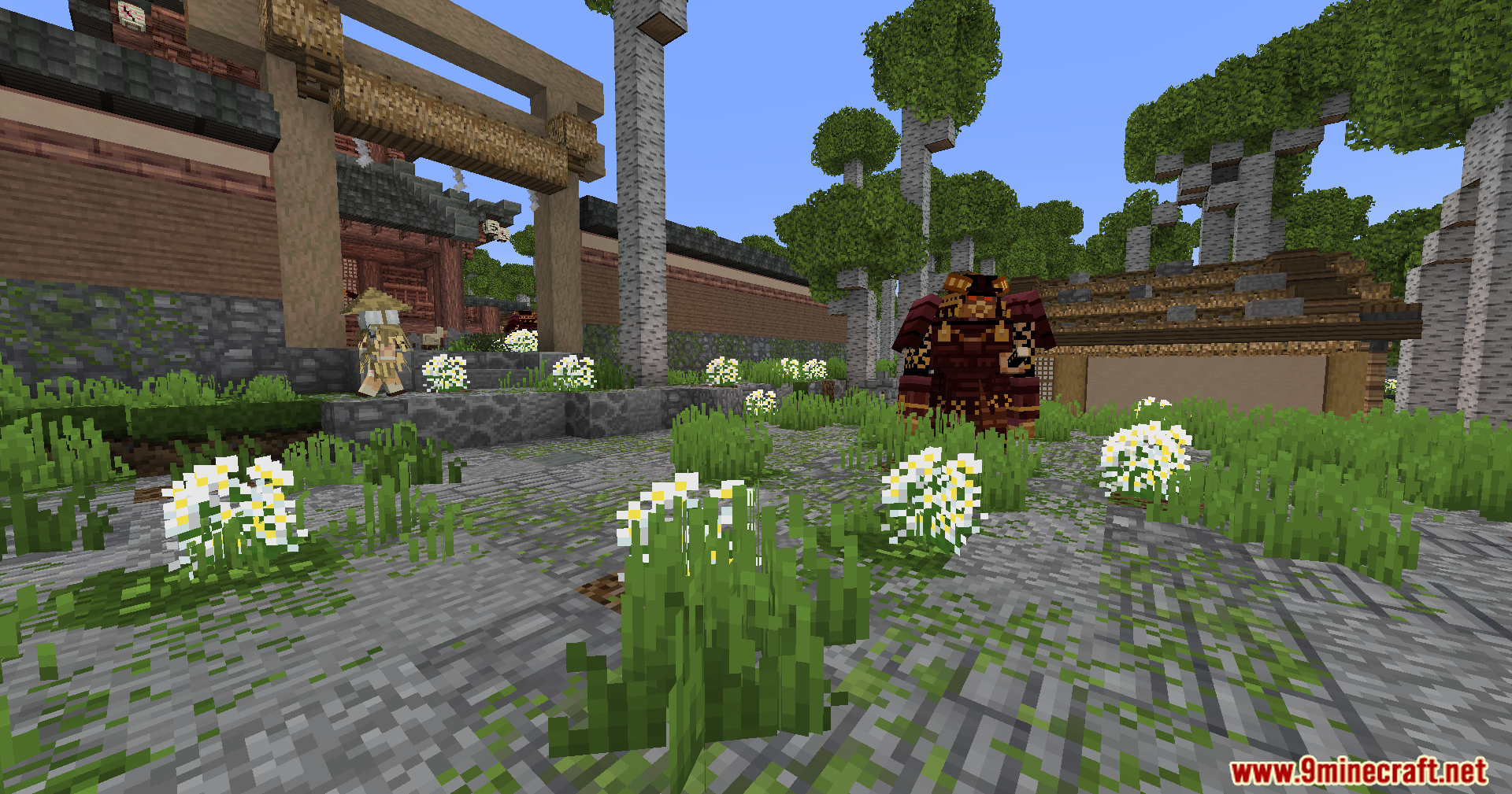 Sengoku Jidai Mod Screenshot 16 Samurai warrior standing in a courtyard with white flowers and Japanese architecture