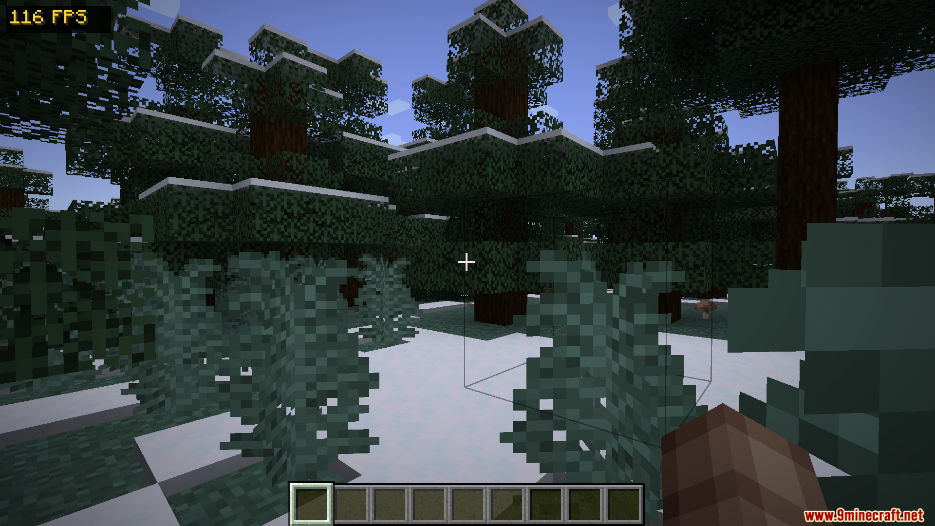 Smart FPS Booster Mod Screenshot 1 A snowy forest biome in Minecraft showing a high frame rate counter