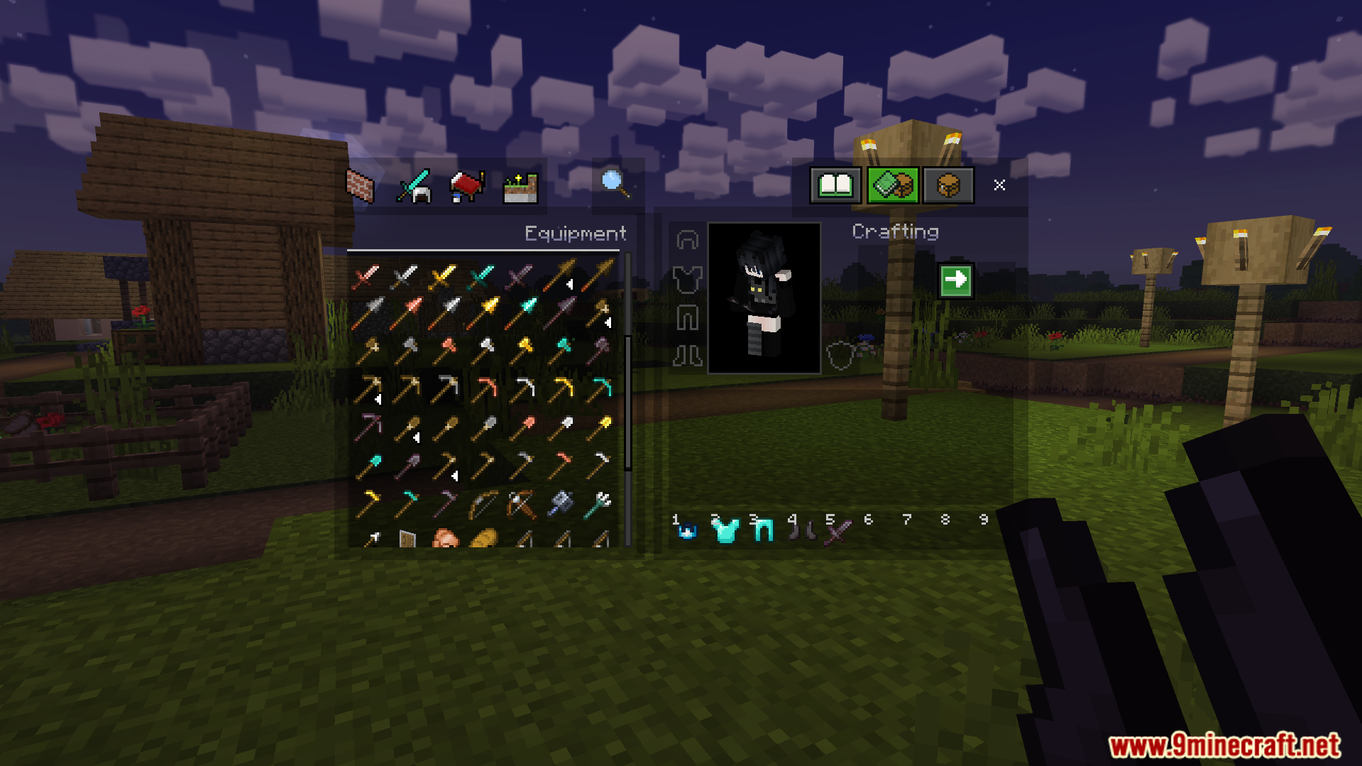 All tools and weapons are made smaller for improved screen space