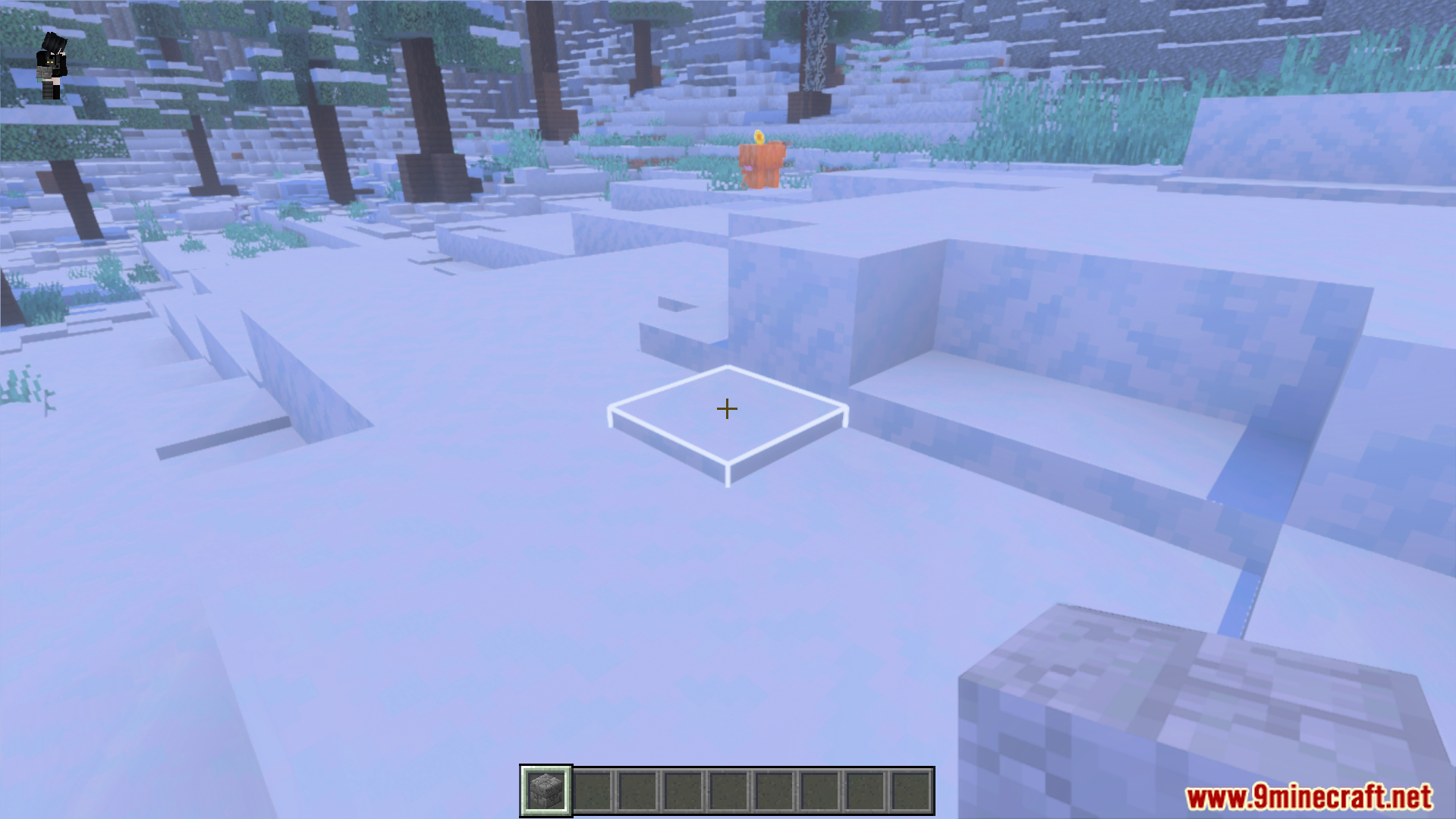 A bright white selection box is clearly visible on snowy ground