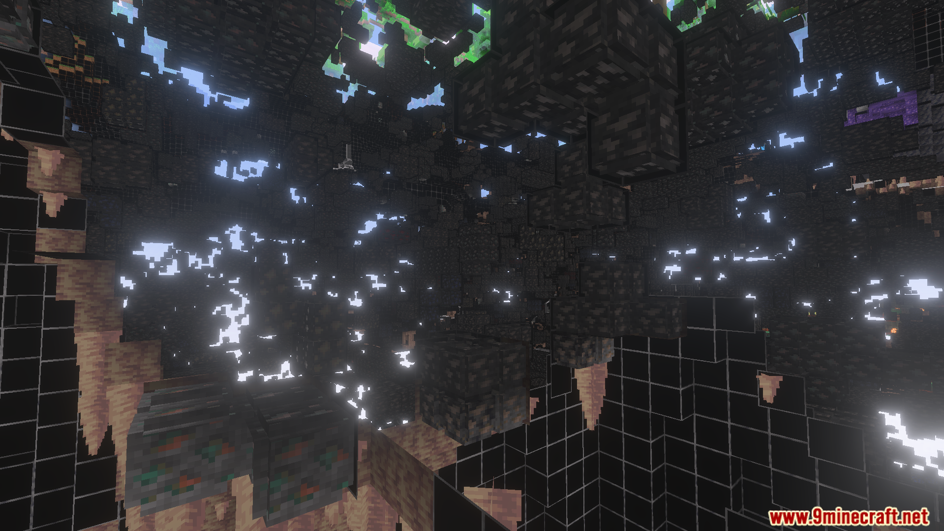 Aizhus Xray Texture Pack makes stone transparent to reveal hidden ores underground clearly