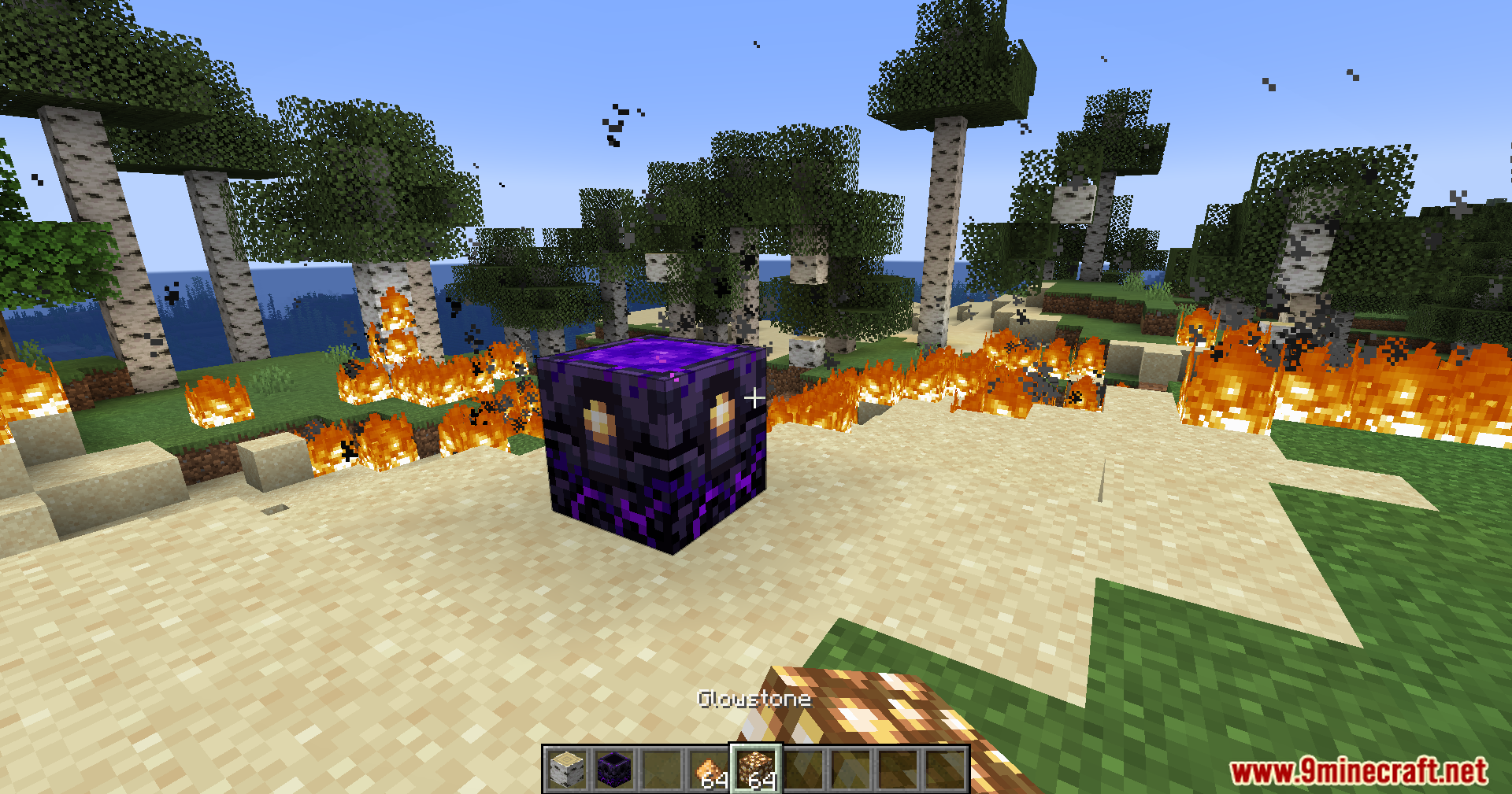 Anchor Optimizer Mod Screenshot 9 A Respawn Anchor block sits on sand surrounded by many fire blocks