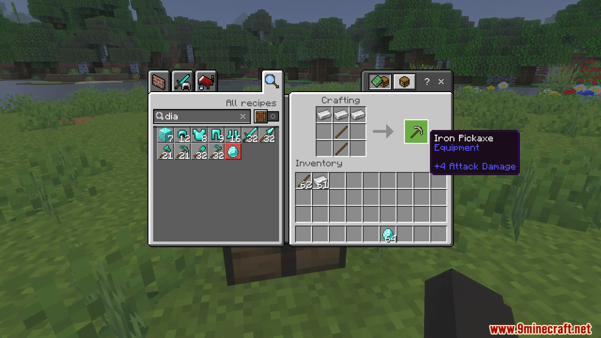 Crafting an iron pickaxe while having many enchanted diamond items in inventory