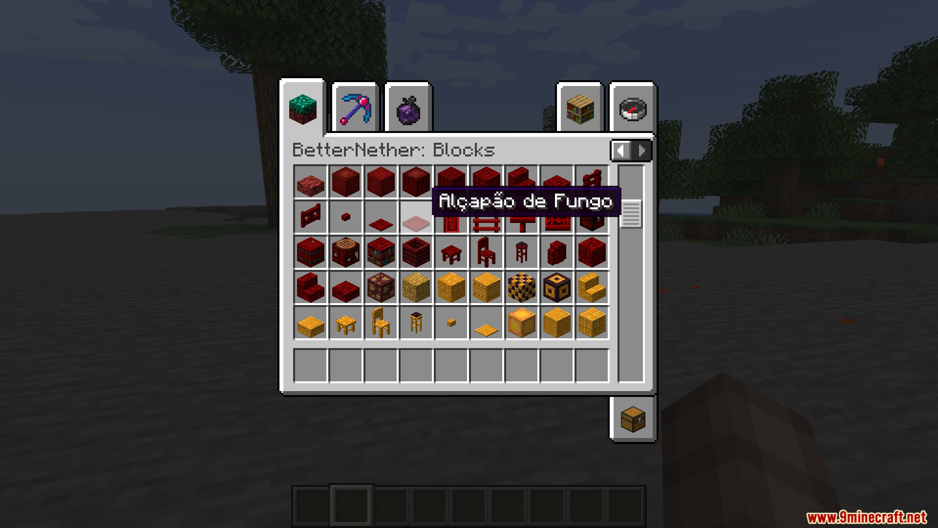 Better Nether PT BR Translation Resource Pack Screenshot 14 Creative menu displaying BetterNether blocks with a Portuguese tooltip for Fungus Trapdoor