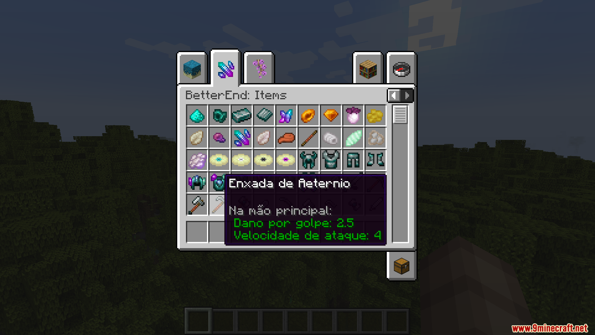 Minecraft inventory showing an Aeternio Hoe tooltip translated into Brazilian Portuguese