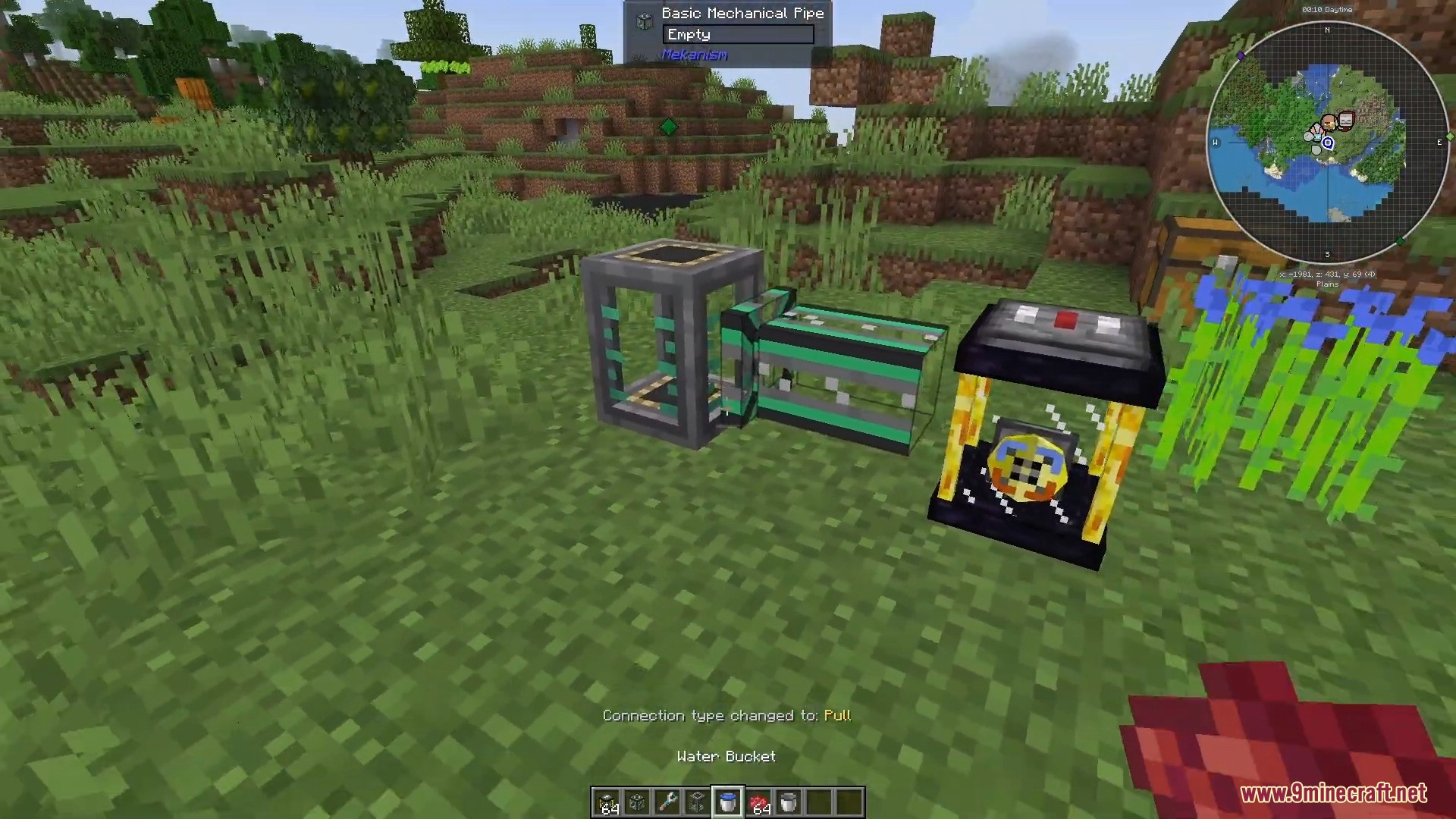 Connecting a mechanical pipe to an Ender Tank for fluid transport