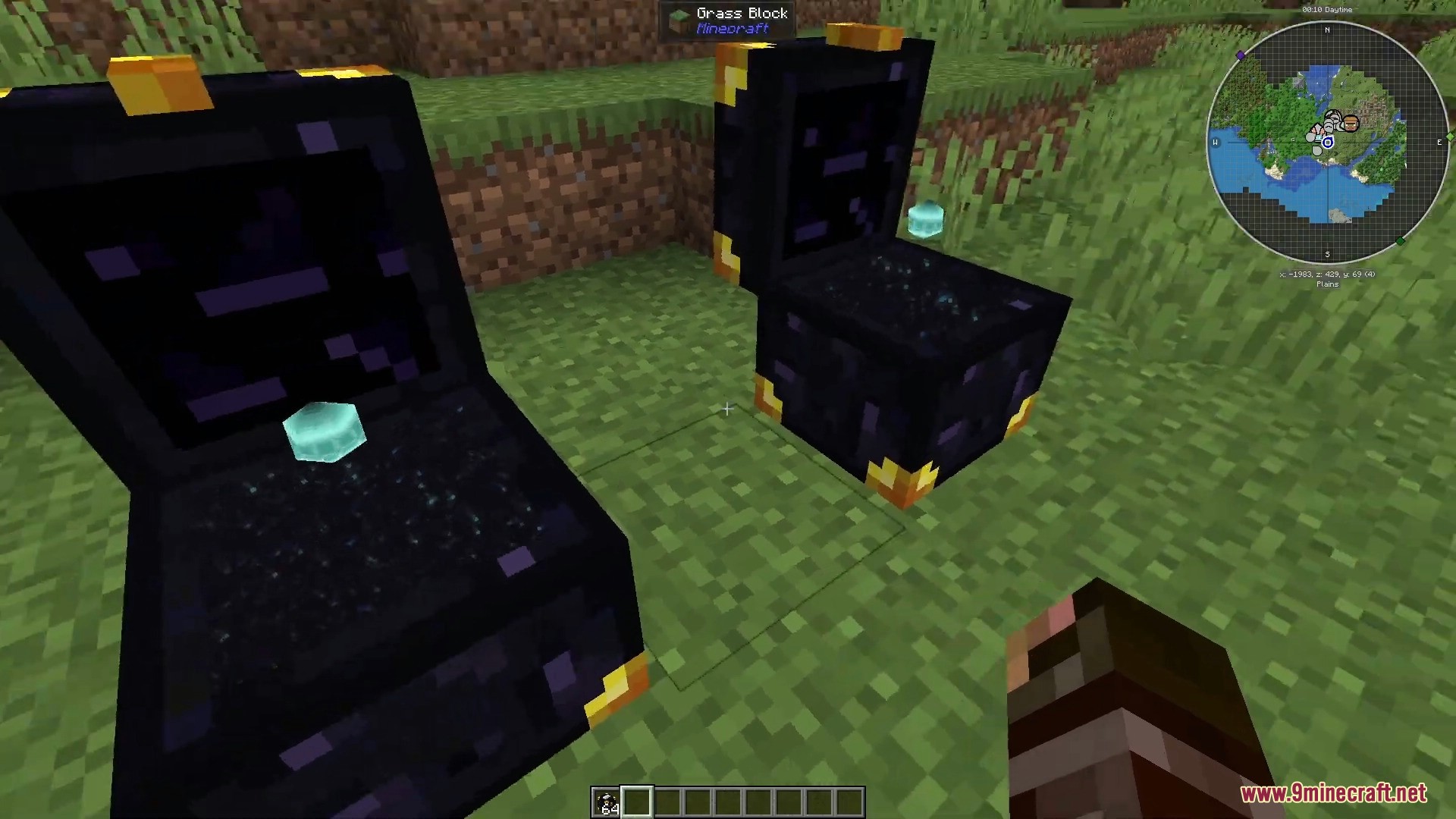 Two open chests showing shared inventory items from the Ender Storage mod