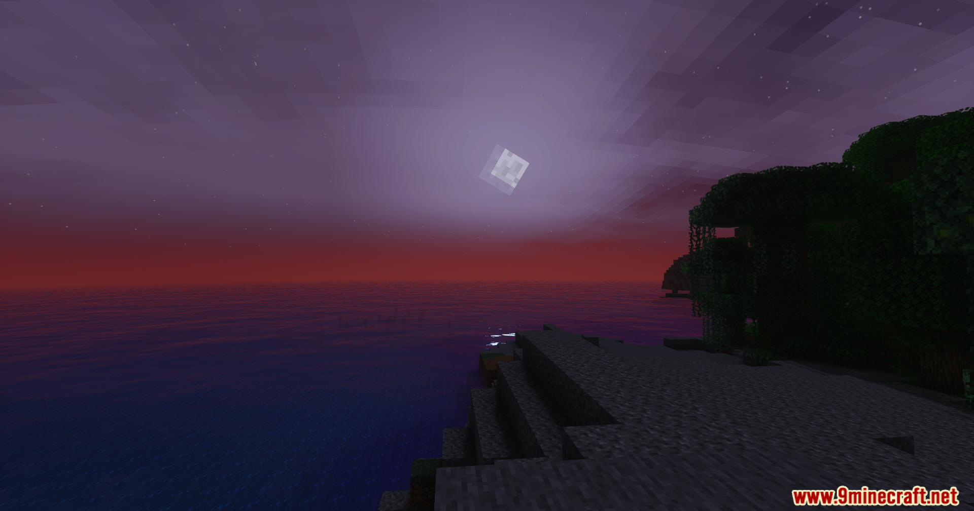GlamorousSP Shaders Screenshot 1 GlamorousSP Shaders creates a vibrant purple sunset over a calm Minecraft ocean