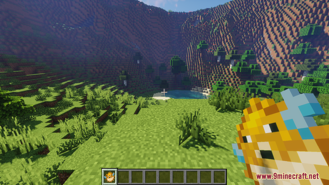 Player holding an animated pufferfish item from Grey64 Animated Items Resource Pack