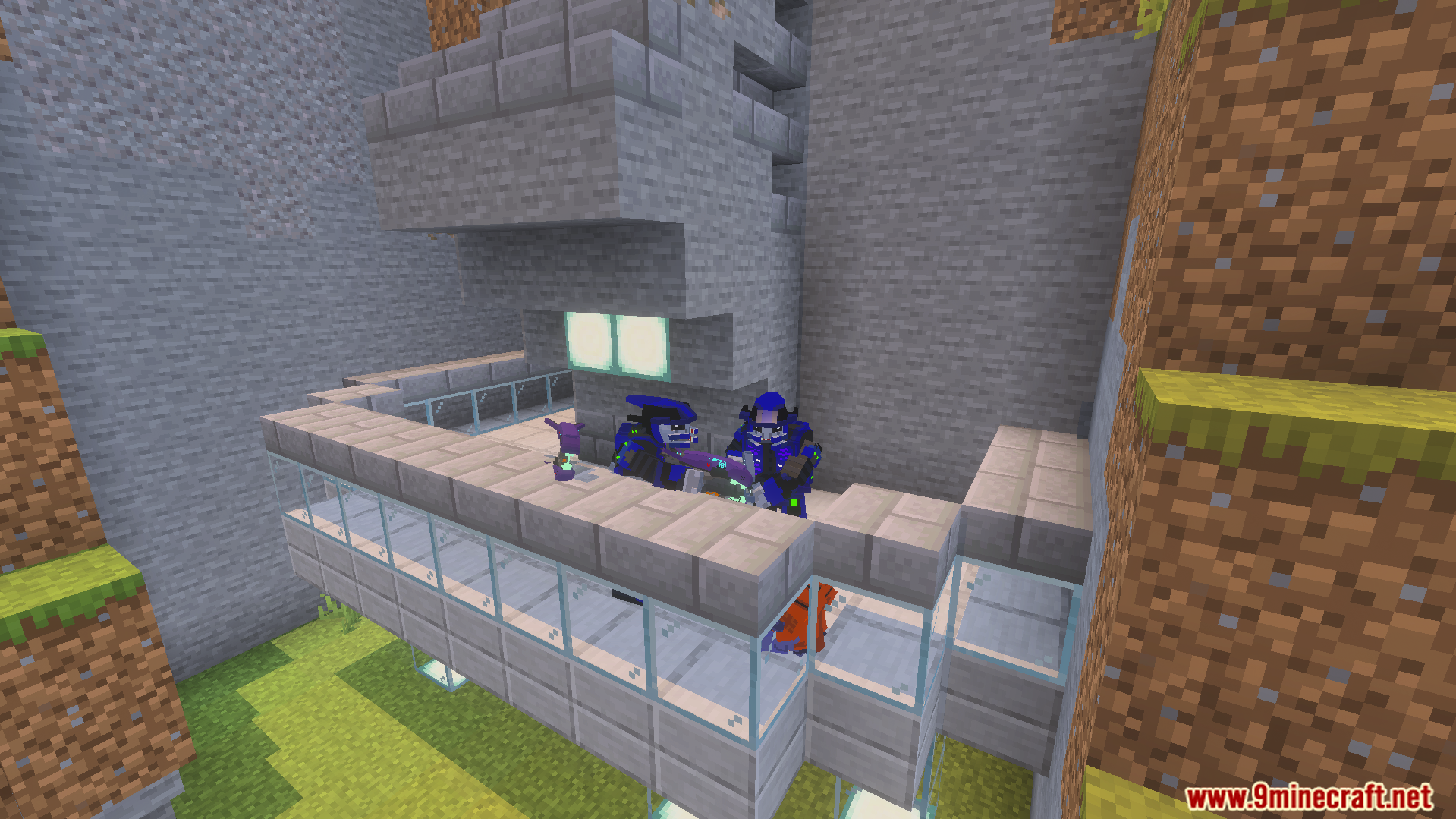 Halo Infinite Wars Addon Screenshot 1 Halo Infinite Wars Addon adds armored characters and a small grunt on a balcony