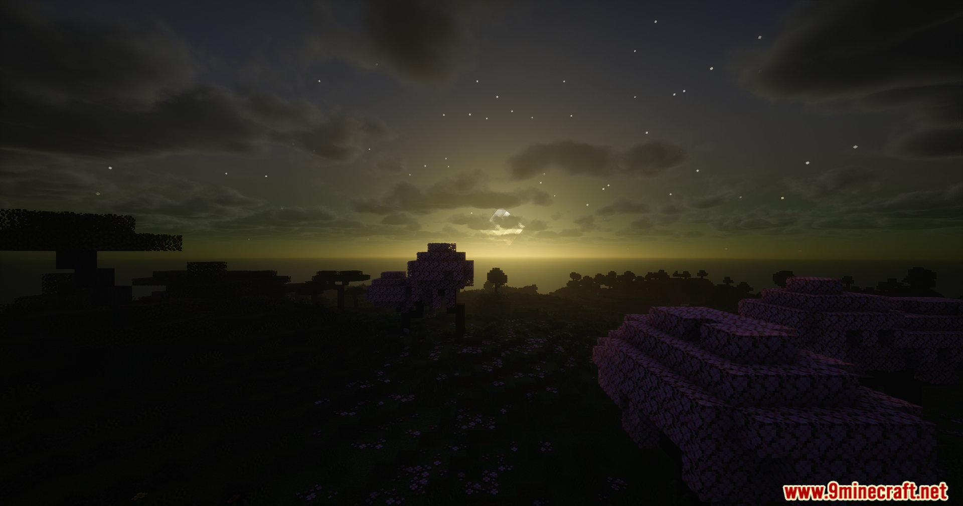 Helian MMCO Sundial Lite Edit Shaders Screenshot 11 Helian MMCO Sundial Lite Edit Shaders showcasing a scenic sunset with purple trees