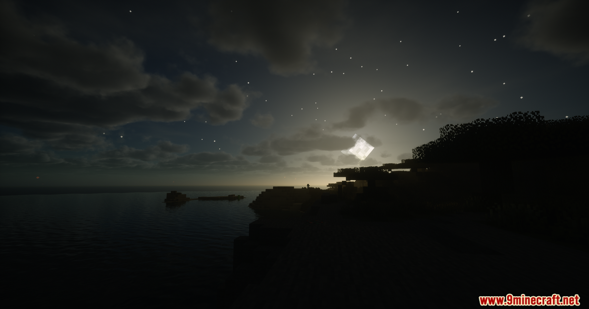 Helian MMCO Sundial Lite Edit Shaders Screenshot 13 A square moon shines over a dark coastal landscape during the night
