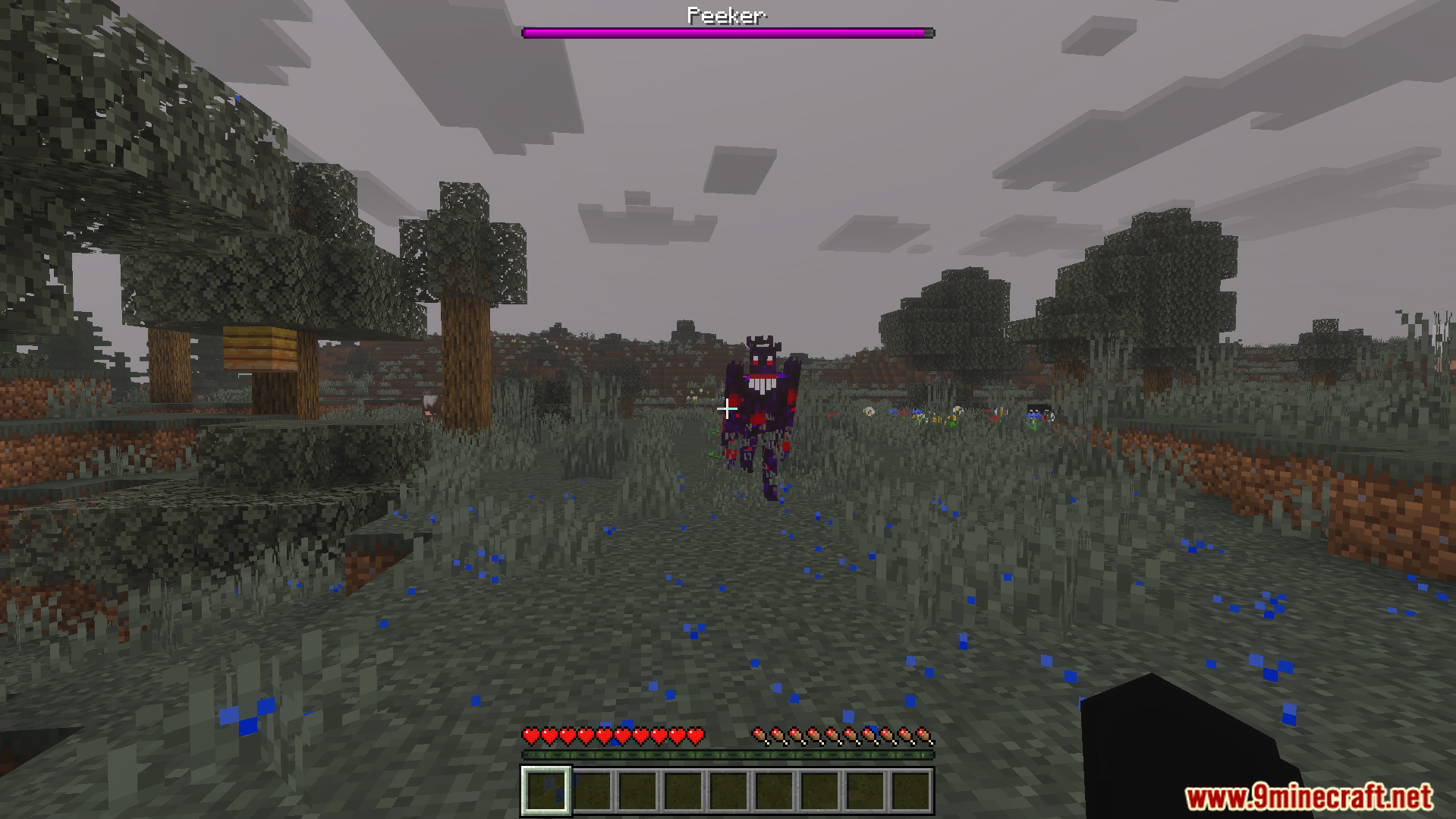 Horror Environment Addon Screenshot 10 The Peeker boss mob approaching the player in a dark and foggy forest