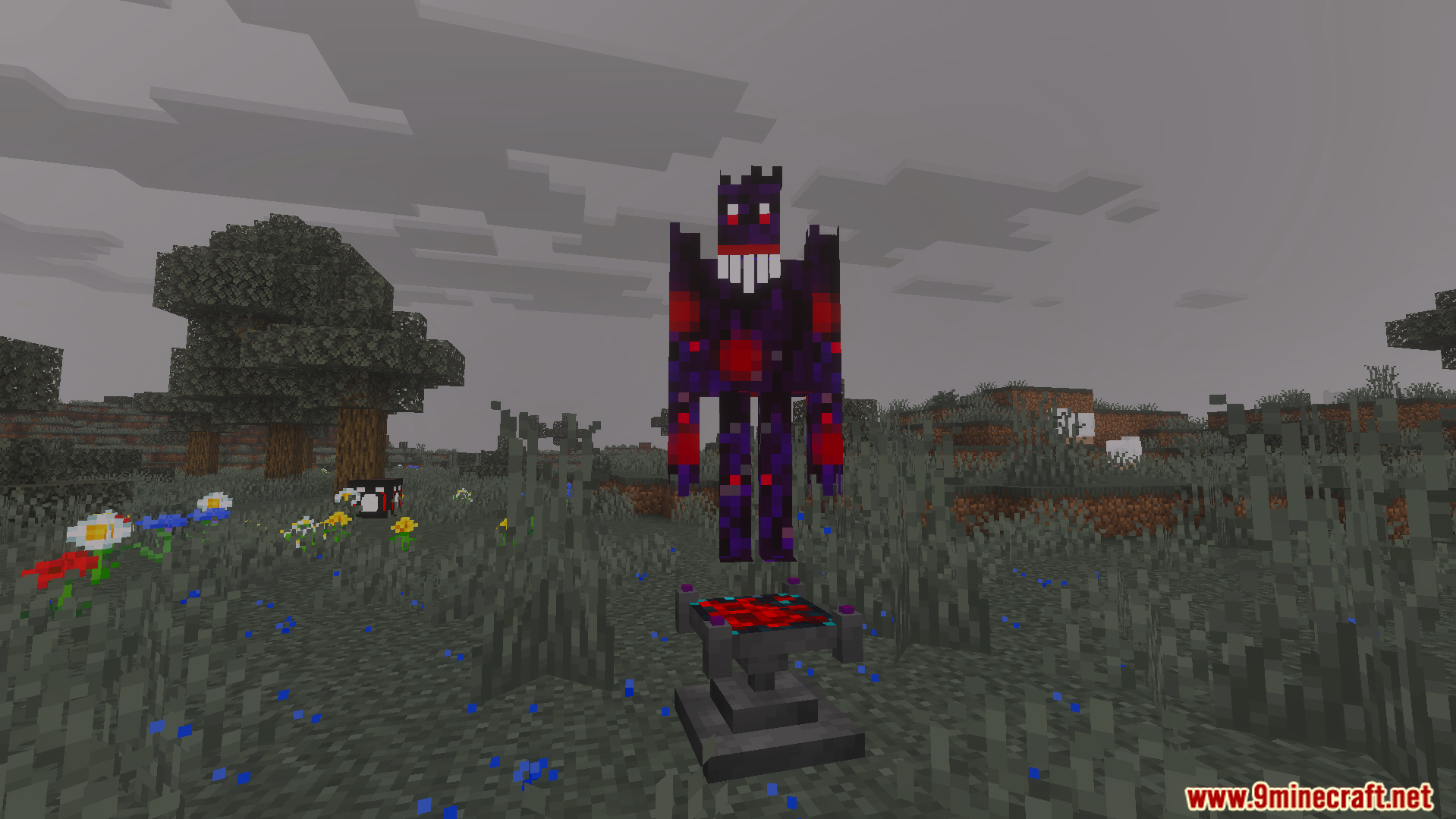 Horror Environment Addon Screenshot 9 The Peeker mob standing above a mysterious block in a foggy biome
